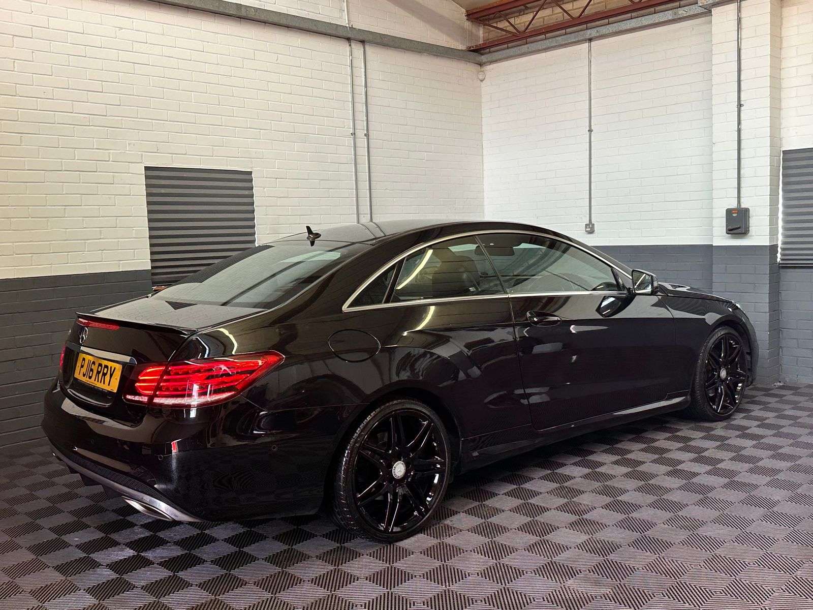 2016 MERCEDES-BENZ E CLASS 2016 MERCEDES-BENZ E CLASS