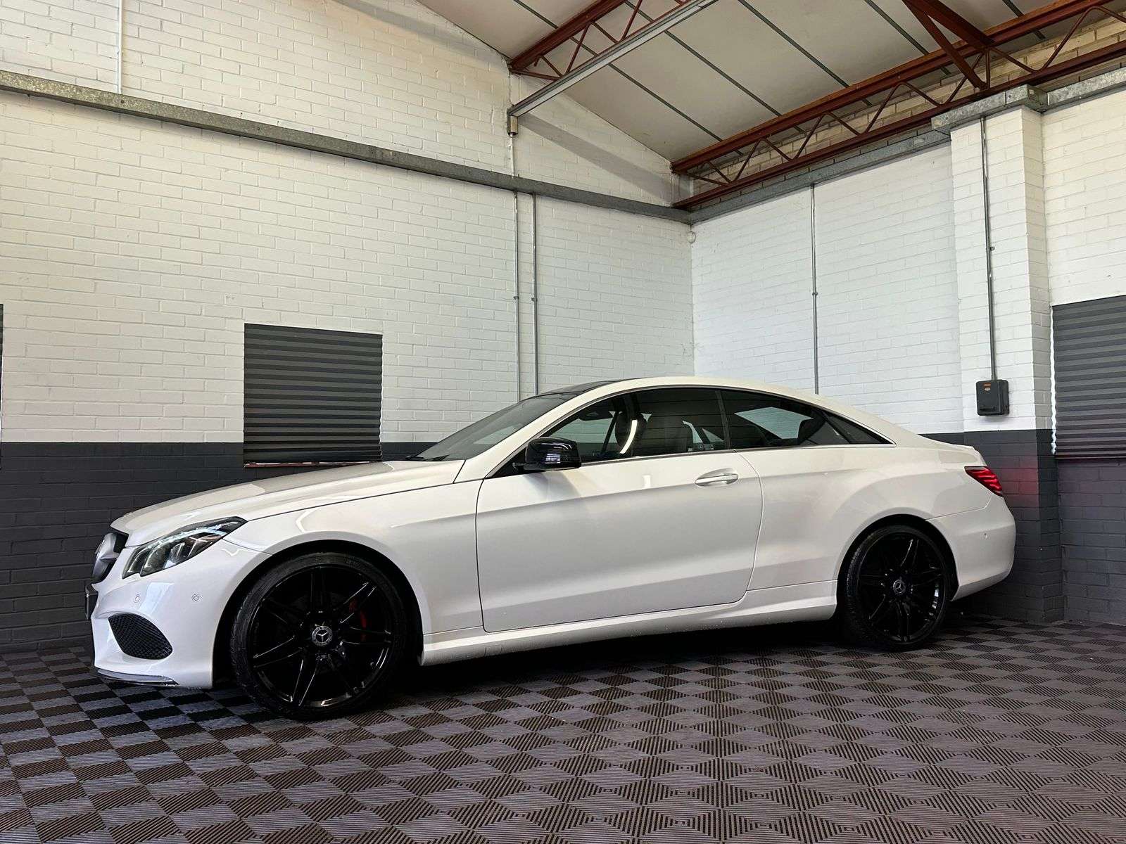 2017 MERCEDES-BENZ E CLASS 2017 MERCEDES-BENZ E CLASS