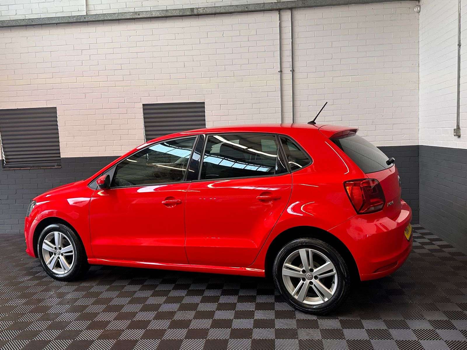 2017 VOLKSWAGEN POLO 2017 VOLKSWAGEN POLO