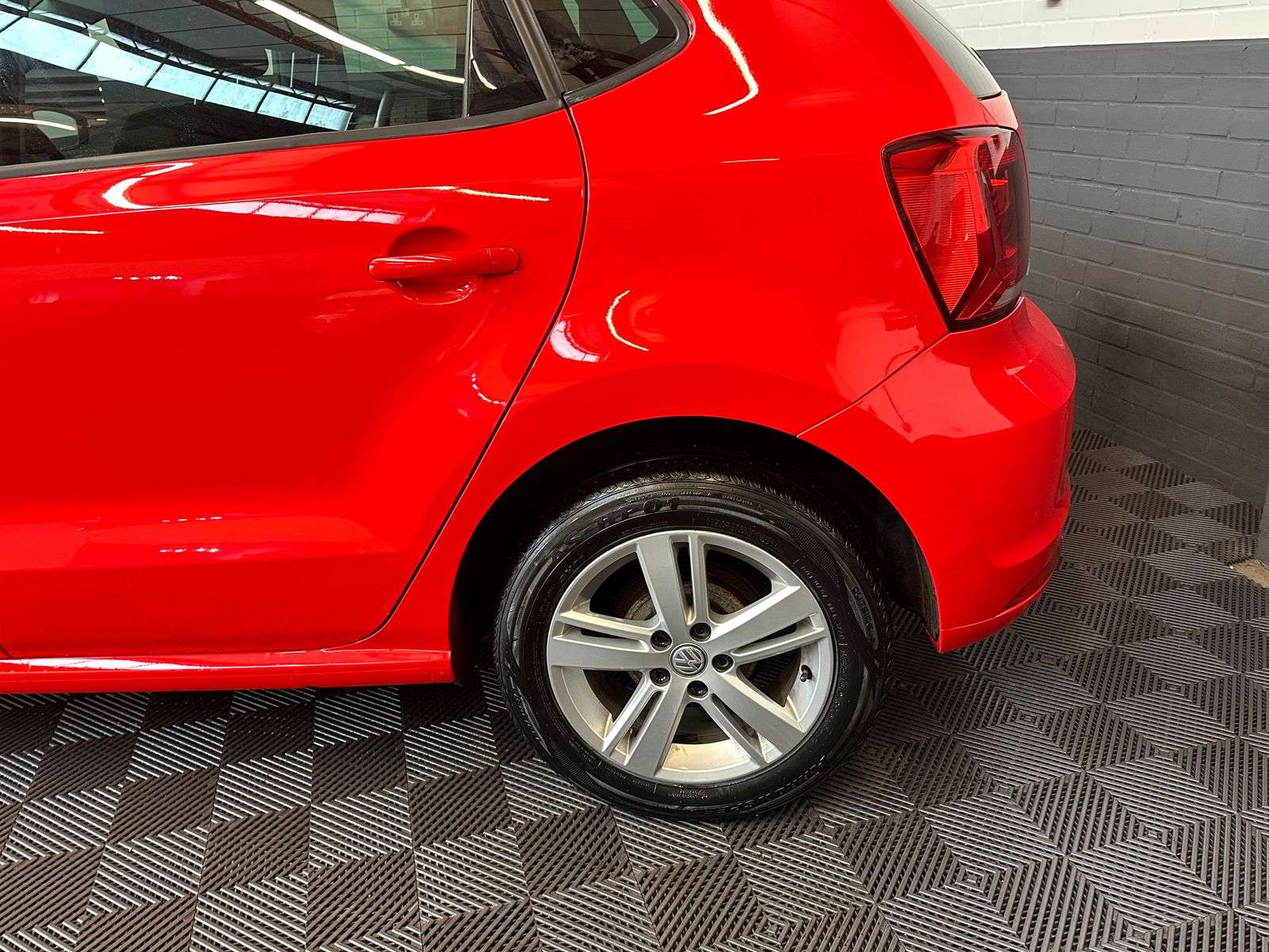 2017 VOLKSWAGEN POLO 2017 VOLKSWAGEN POLO