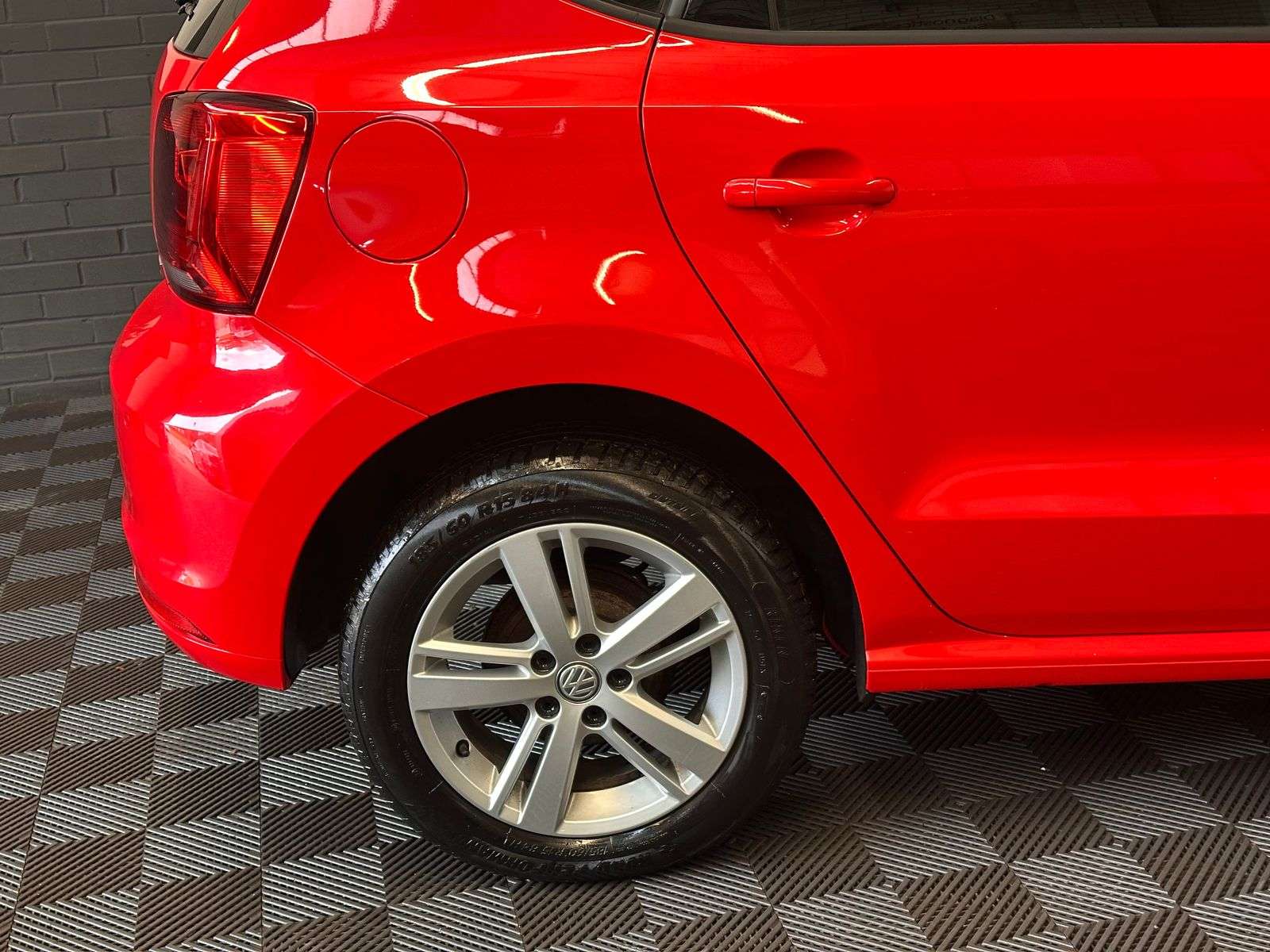2017 VOLKSWAGEN POLO 2017 VOLKSWAGEN POLO