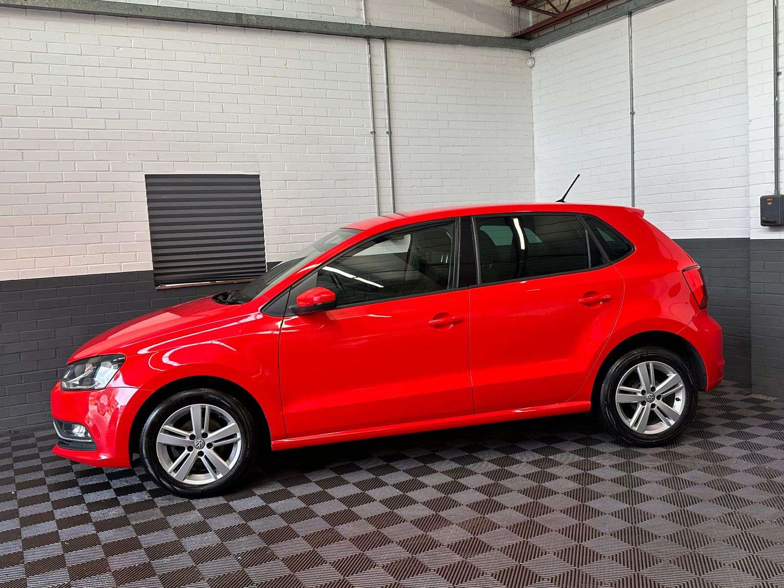 2017 VOLKSWAGEN POLO 2017 VOLKSWAGEN POLO