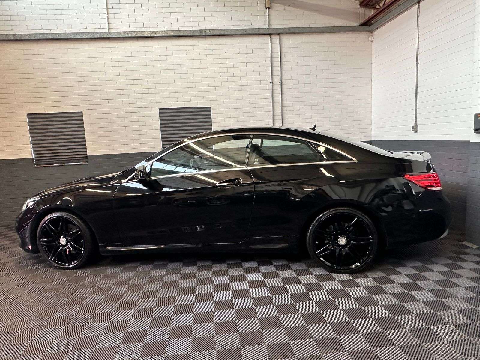 2016 MERCEDES-BENZ E CLASS 2016 MERCEDES-BENZ E CLASS