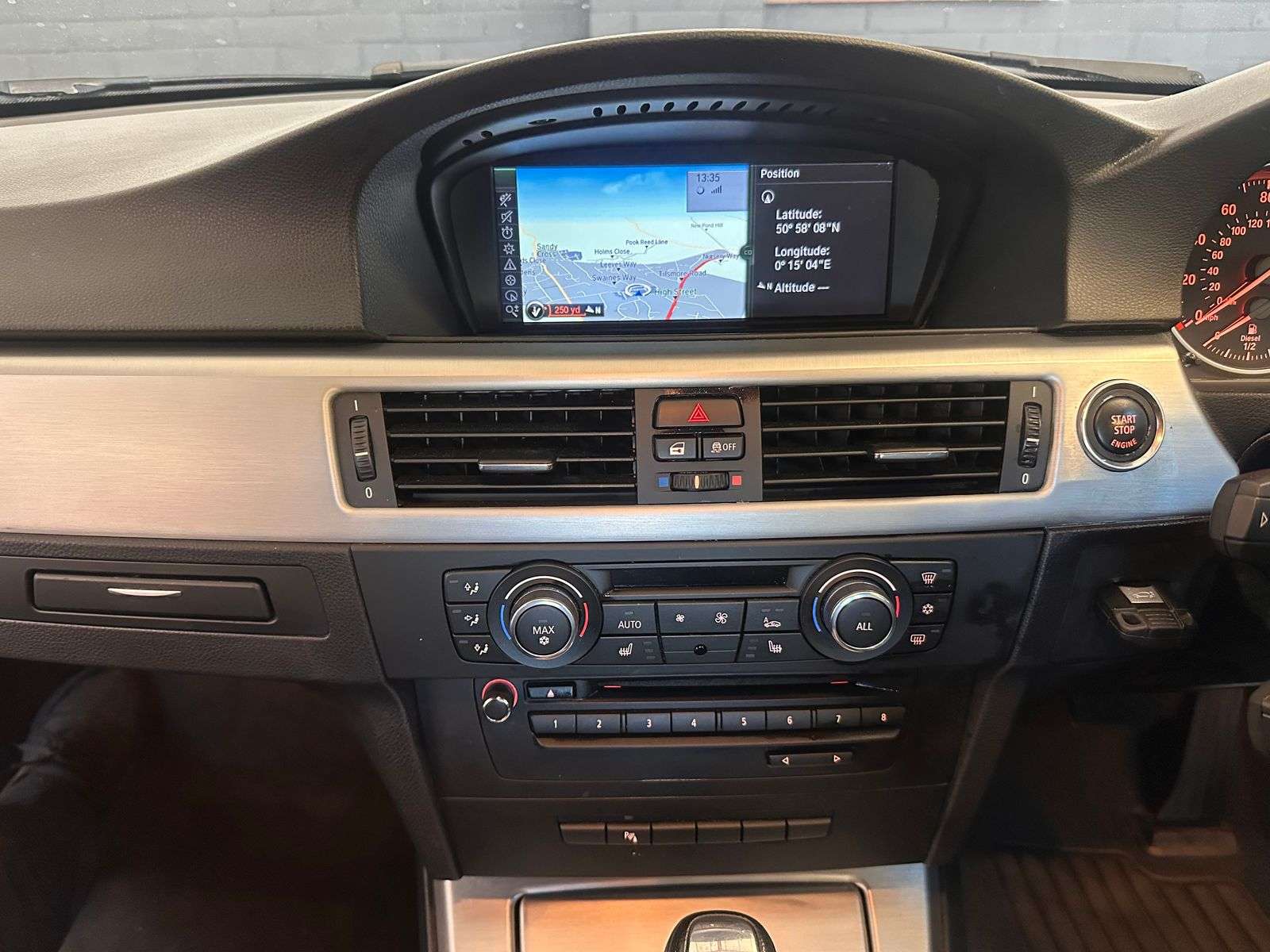 2011 BMW 3 SERIES 2011 BMW 3 SERIES