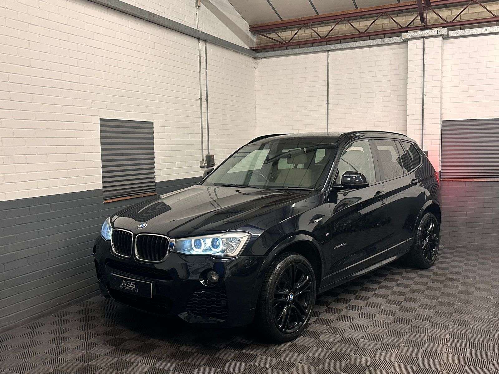 A 2015 BMW X3 2.0 20d M Sport SUV 5dr Diesel Auto xDrive Euro 6 (s/s) (190 ps) A 2015 BMW X3 2.0 20d M Sport SUV 5dr Diesel Auto xDrive Euro 6 (s/s) (190 ps)