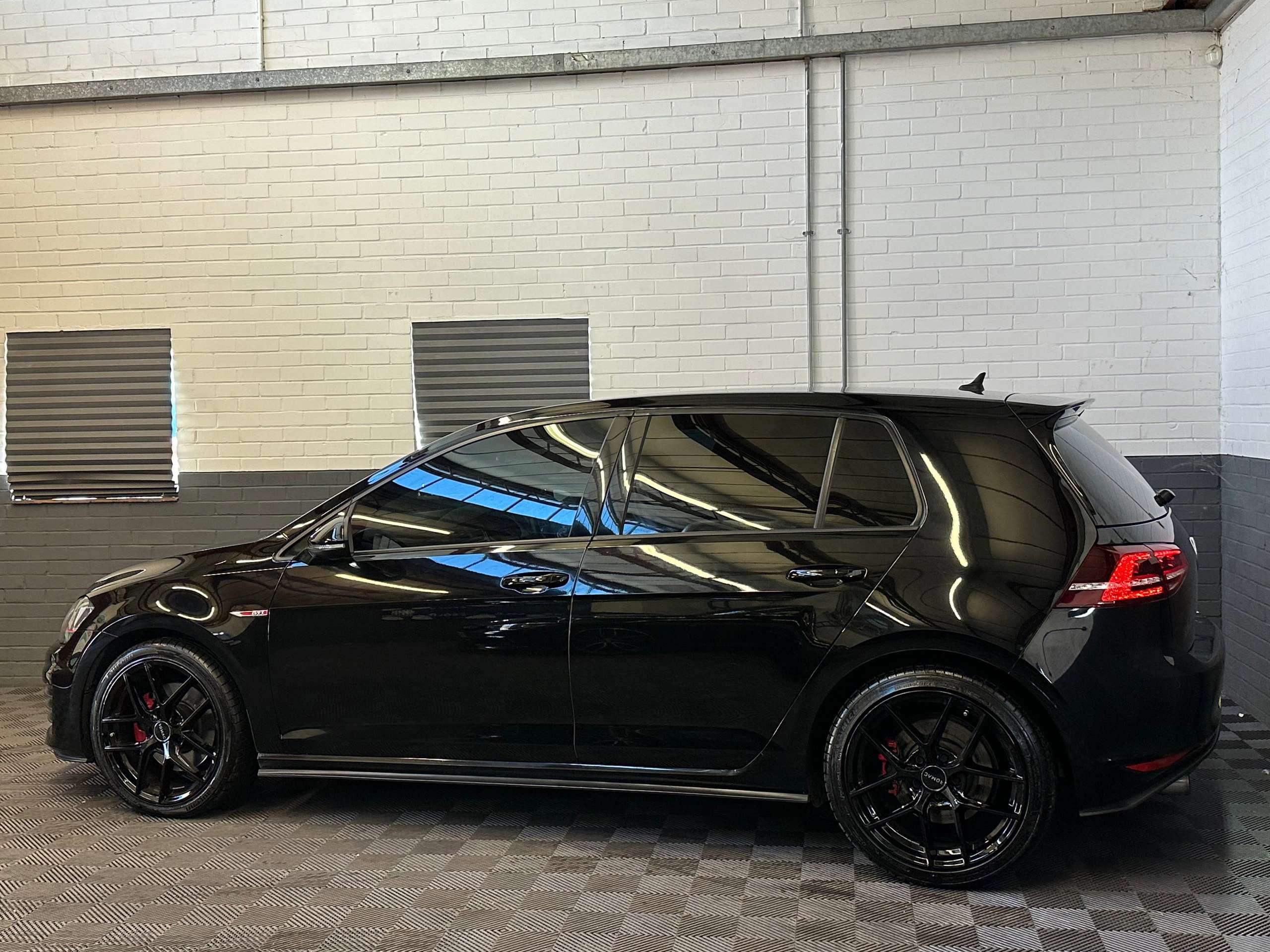 2015 VOLKSWAGEN GOLF 2015 VOLKSWAGEN GOLF