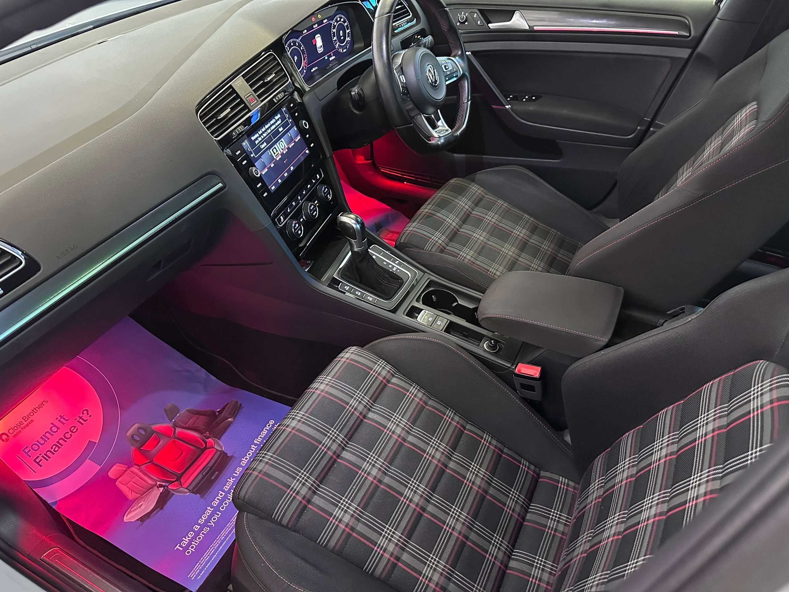 2017 VOLKSWAGEN GOLF 2017 VOLKSWAGEN GOLF