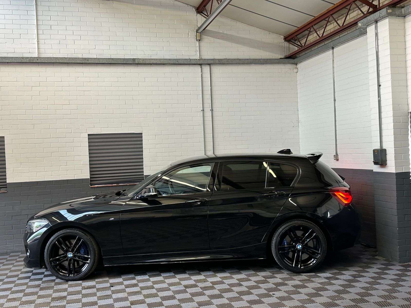 2019 BMW 1 SERIES 2019 BMW 1 SERIES