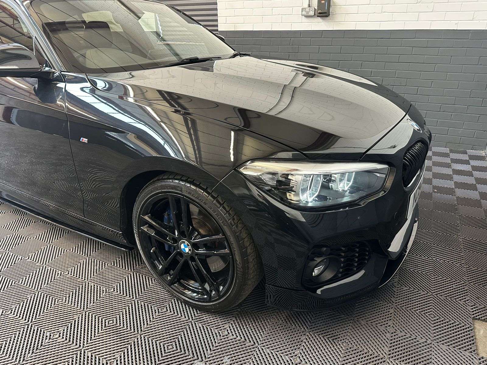 2019 BMW 1 SERIES 2019 BMW 1 SERIES