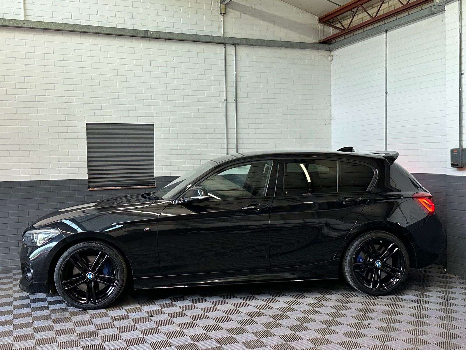 2019 BMW 1 SERIES 2019 BMW 1 SERIES