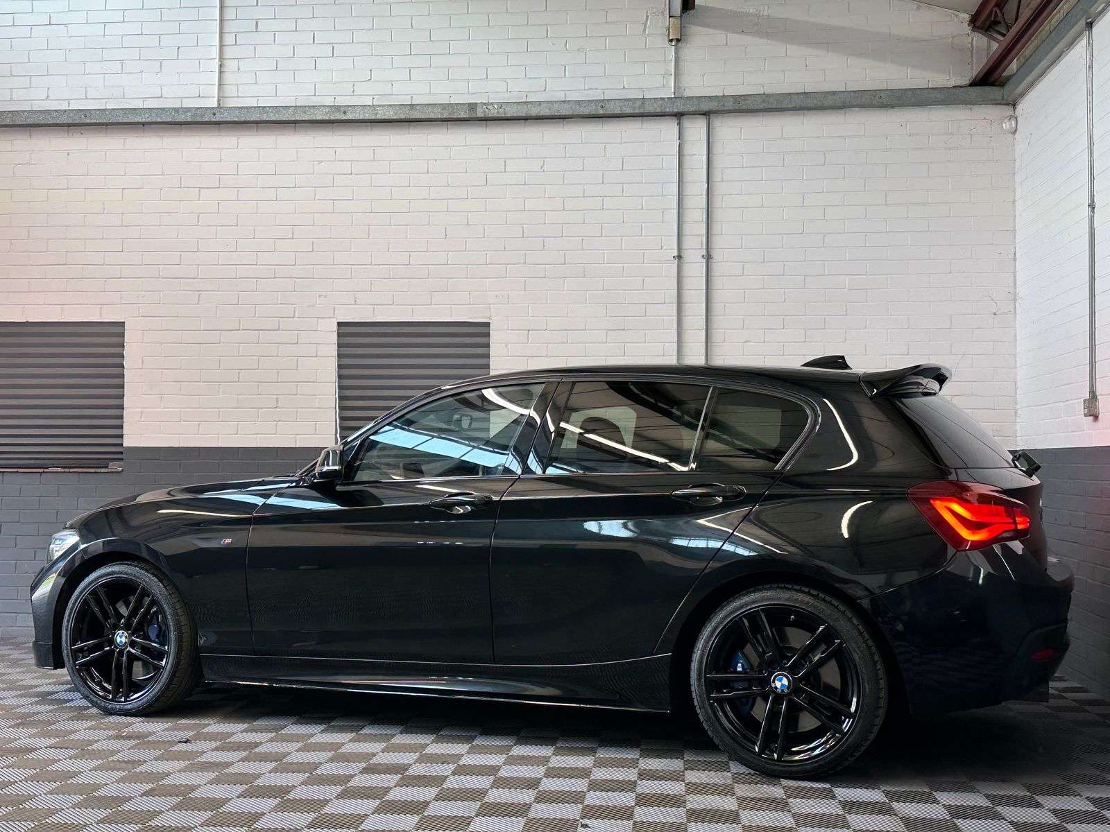 2019 BMW 1 SERIES 2019 BMW 1 SERIES