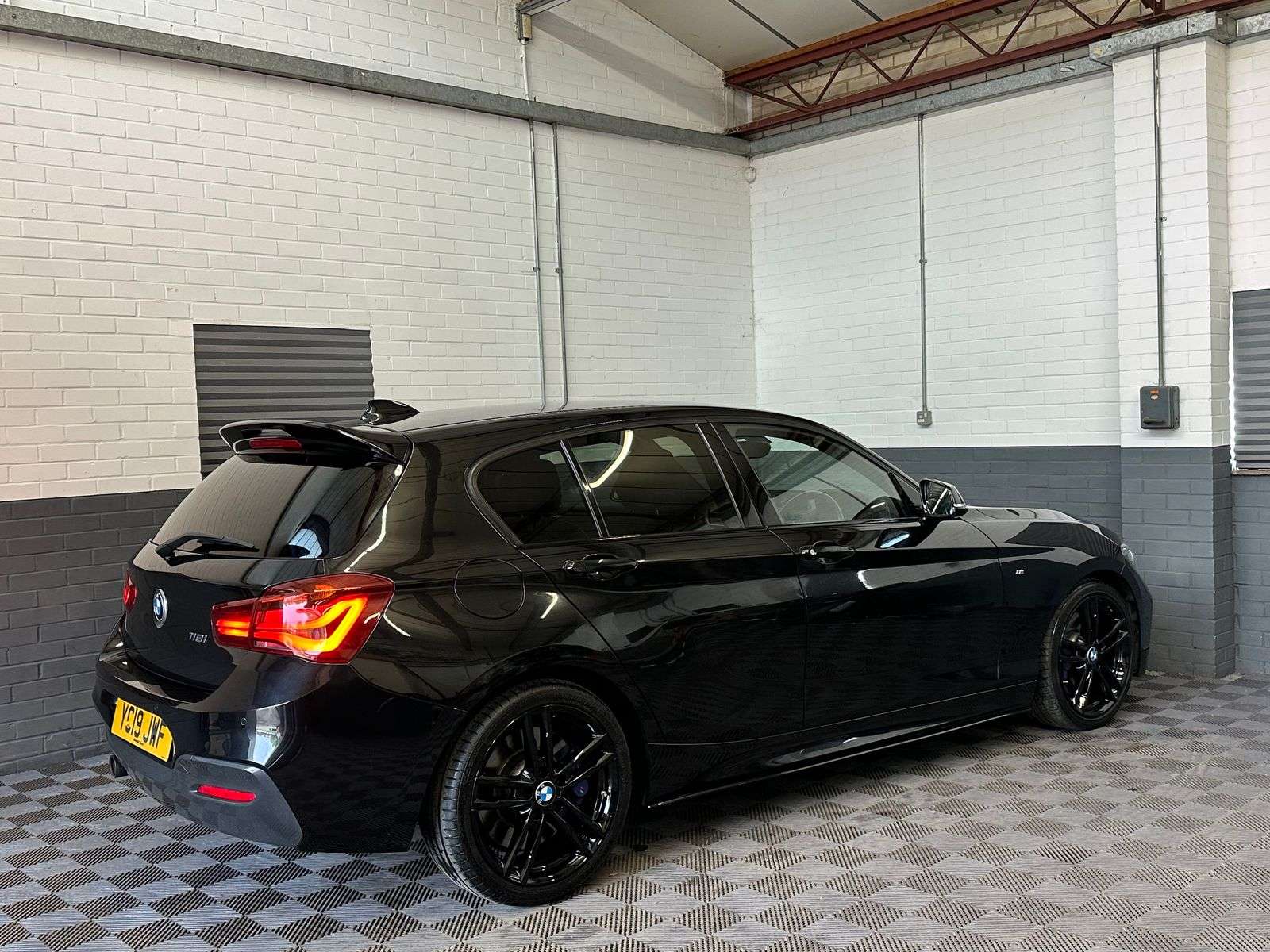 2019 BMW 1 SERIES 2019 BMW 1 SERIES