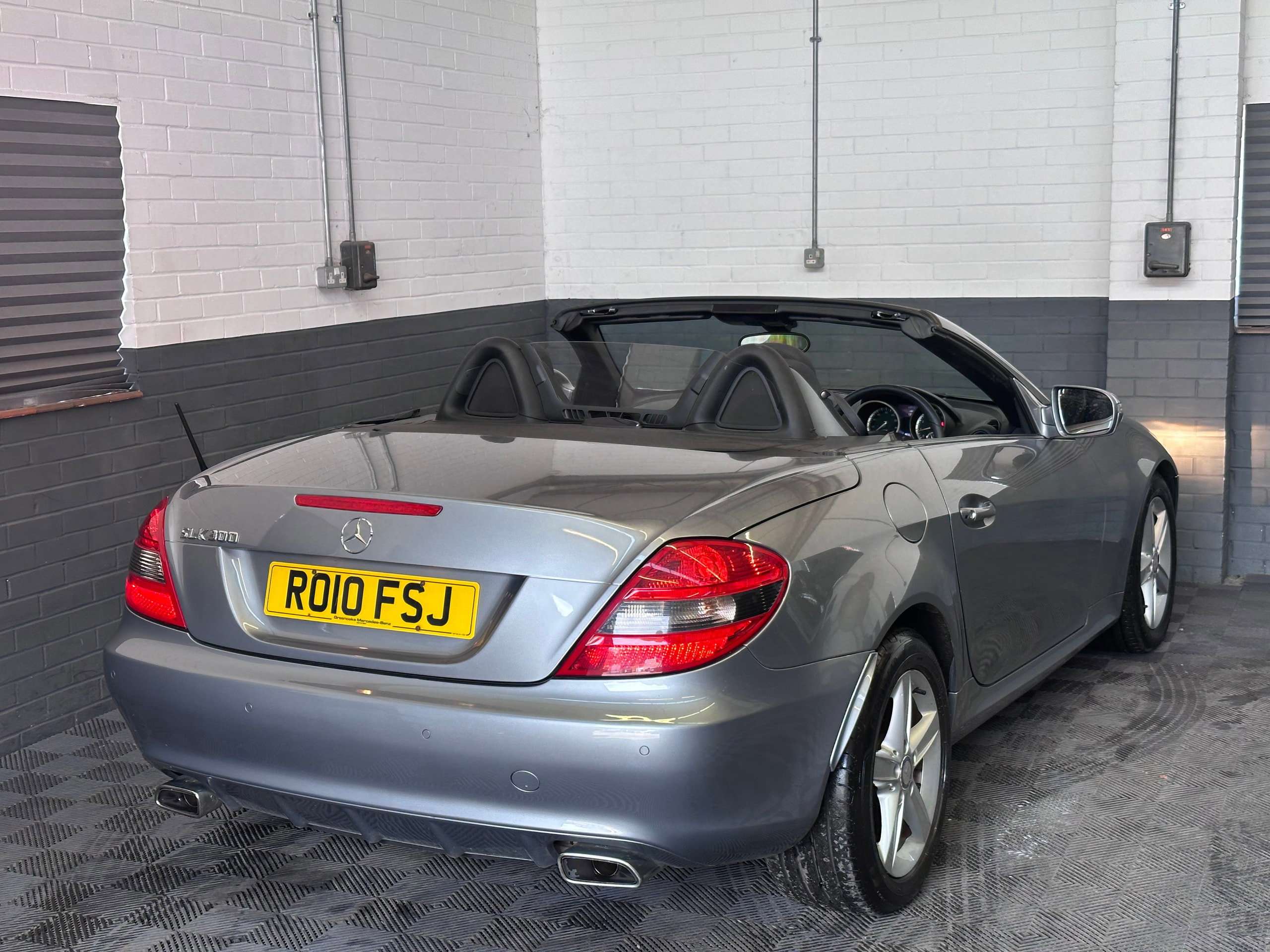2010 MERCEDES-BENZ SLK 2010 MERCEDES-BENZ SLK