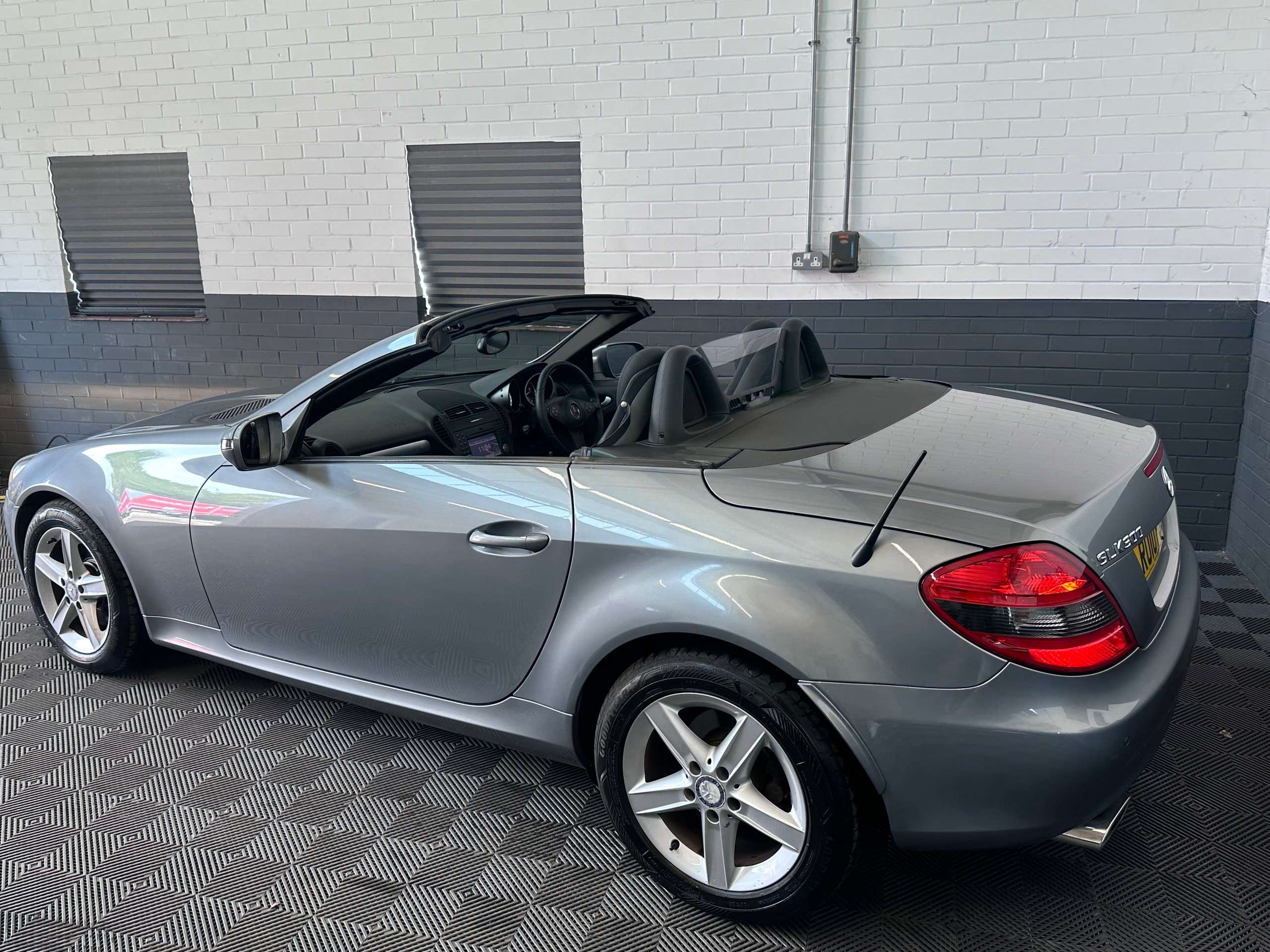 2010 MERCEDES-BENZ SLK 2010 MERCEDES-BENZ SLK