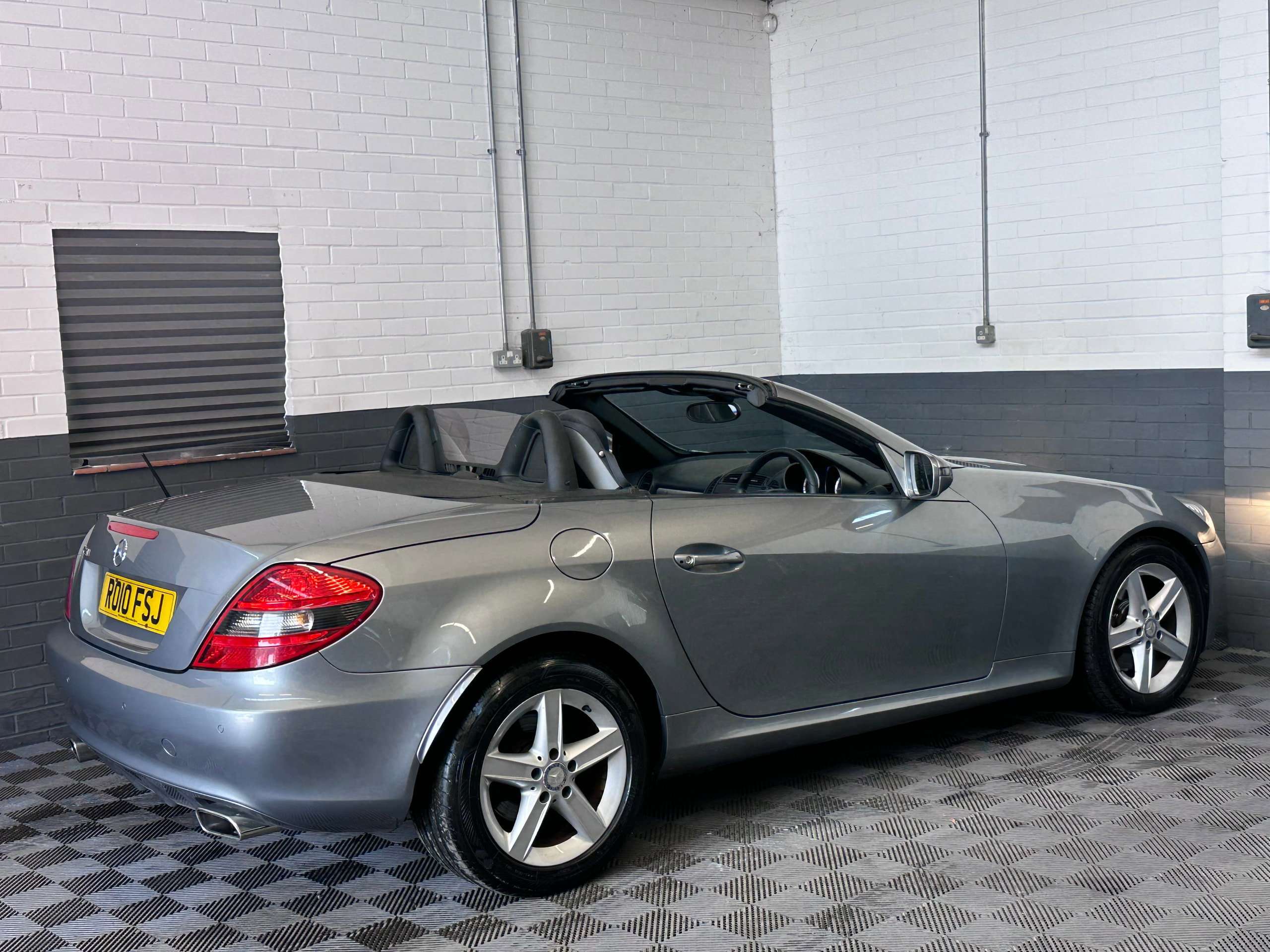 2010 MERCEDES-BENZ SLK 2010 MERCEDES-BENZ SLK