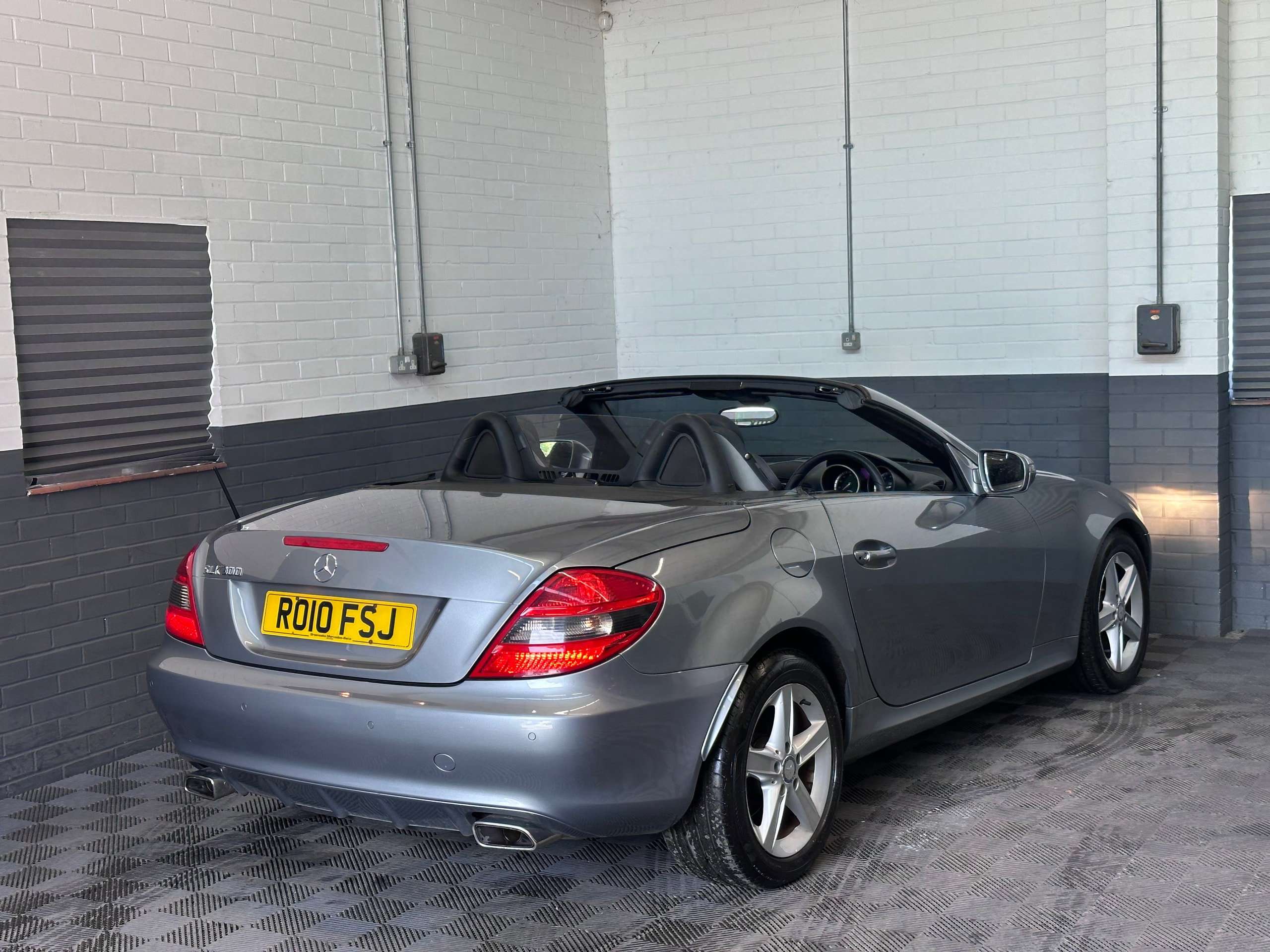 2010 MERCEDES-BENZ SLK 2010 MERCEDES-BENZ SLK