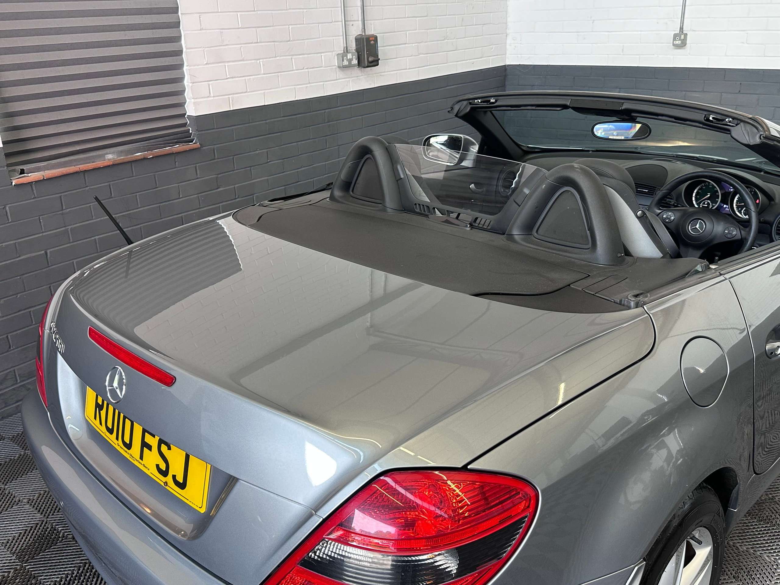 2010 MERCEDES-BENZ SLK 2010 MERCEDES-BENZ SLK