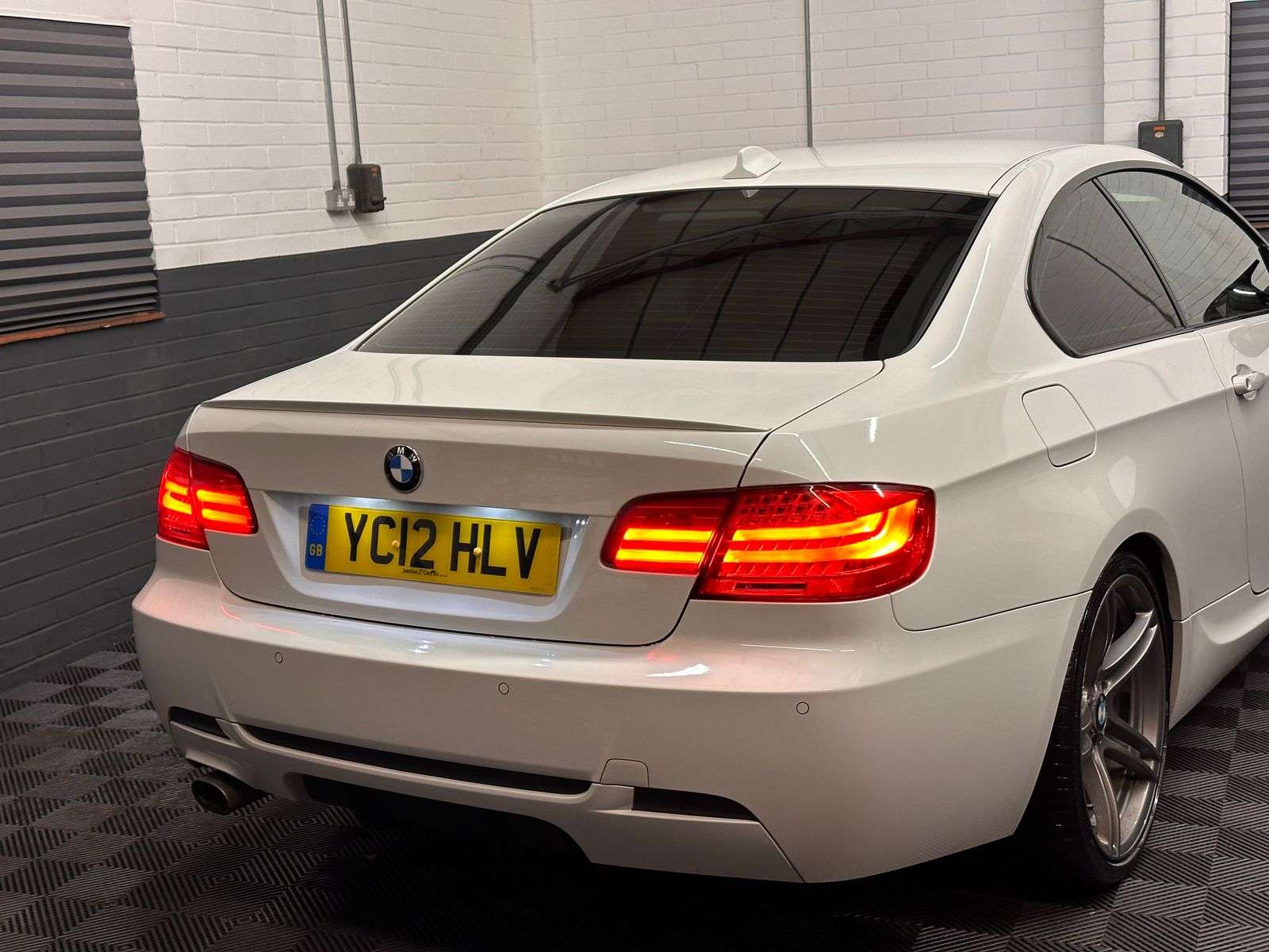 2012 BMW 3 SERIES 2012 BMW 3 SERIES