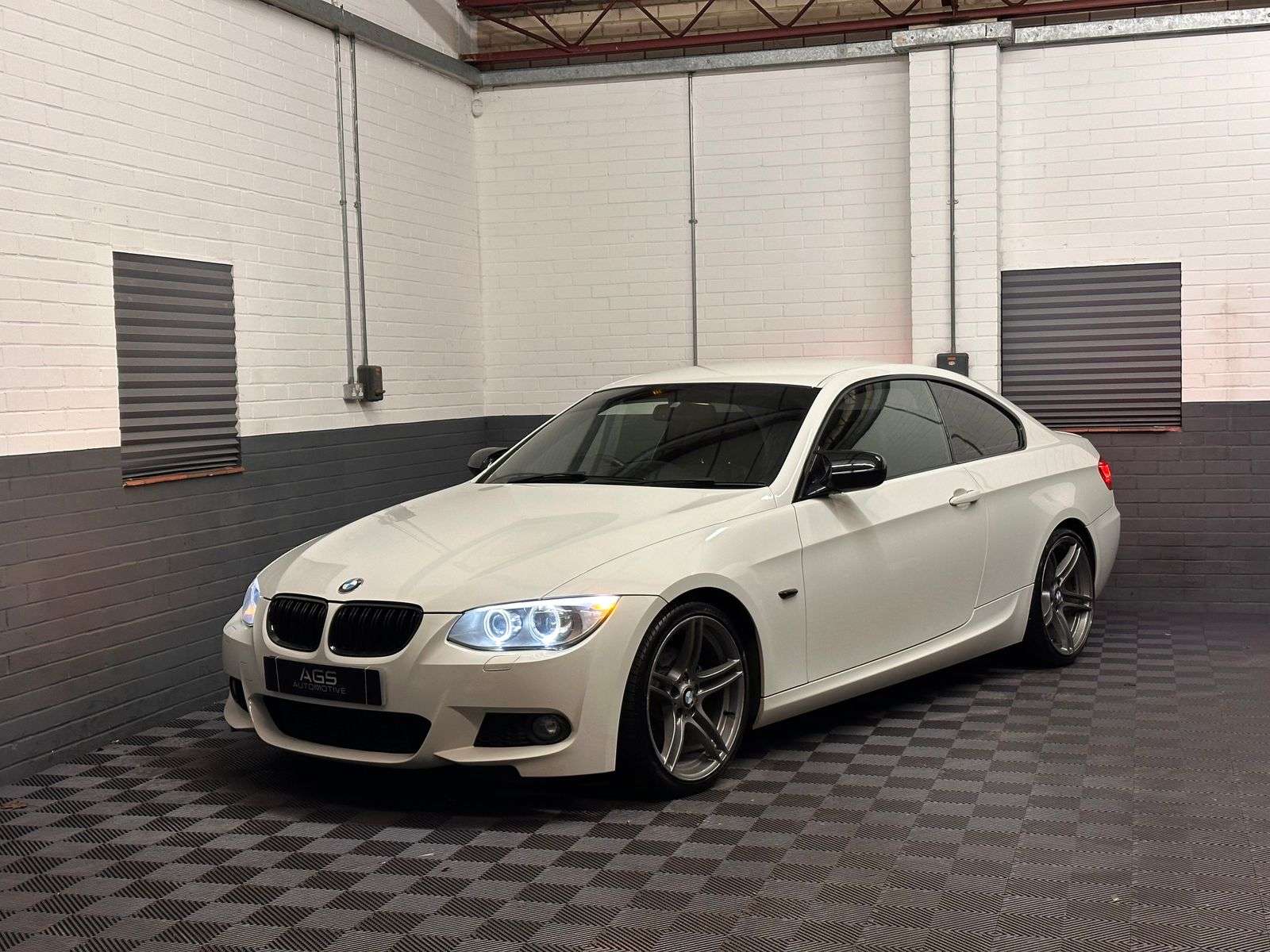 2012 BMW 3 SERIES 2012 BMW 3 SERIES