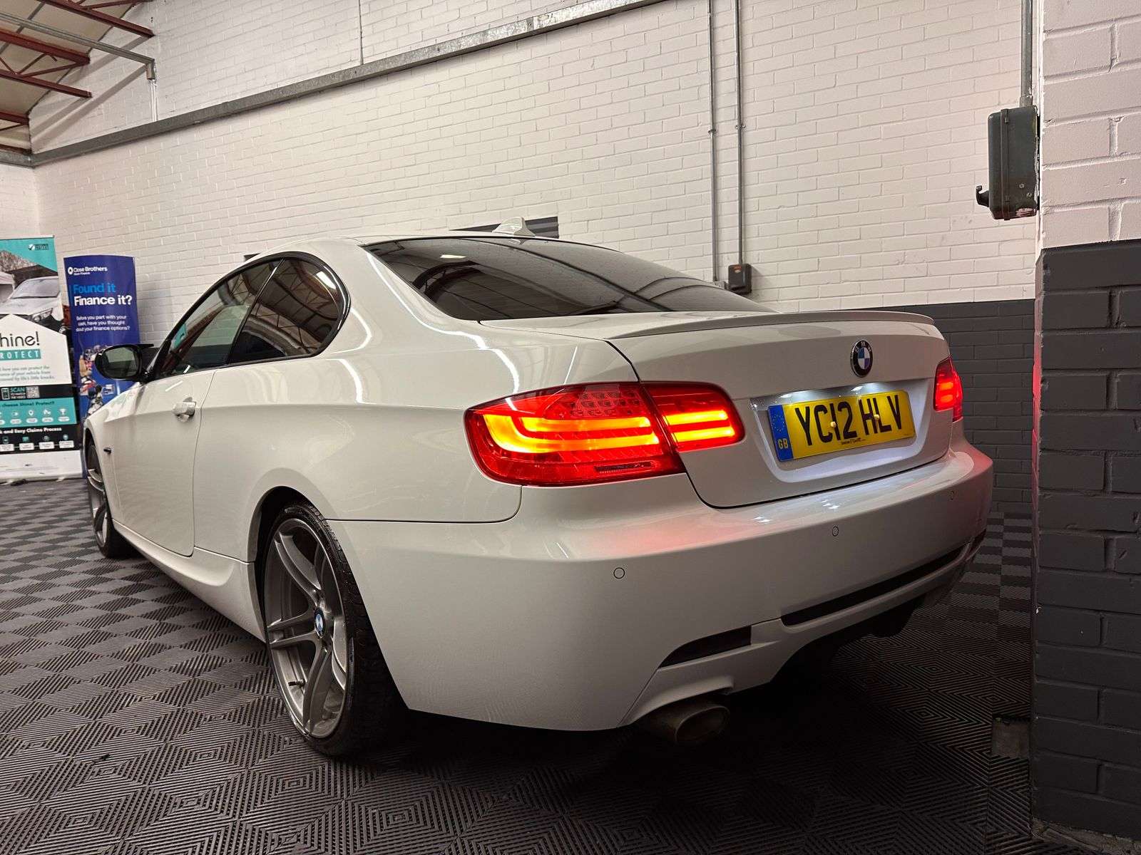 2012 BMW 3 SERIES 2012 BMW 3 SERIES