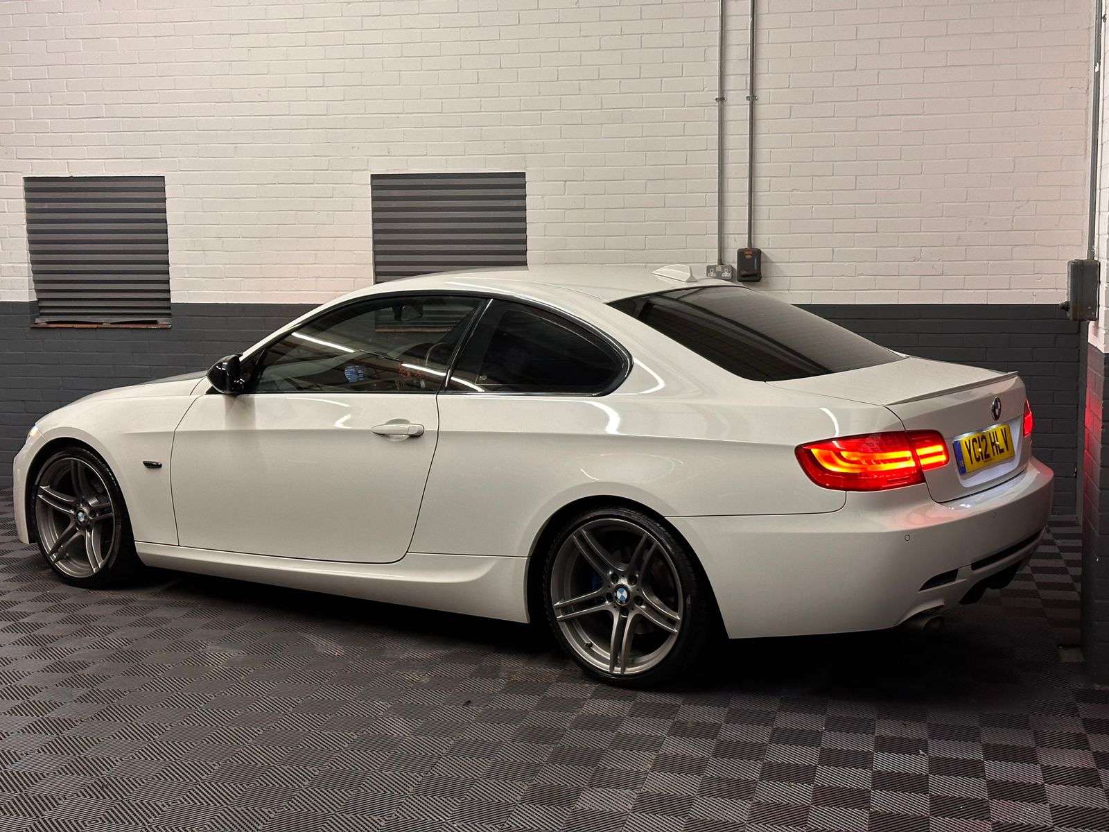 2012 BMW 3 SERIES 2012 BMW 3 SERIES