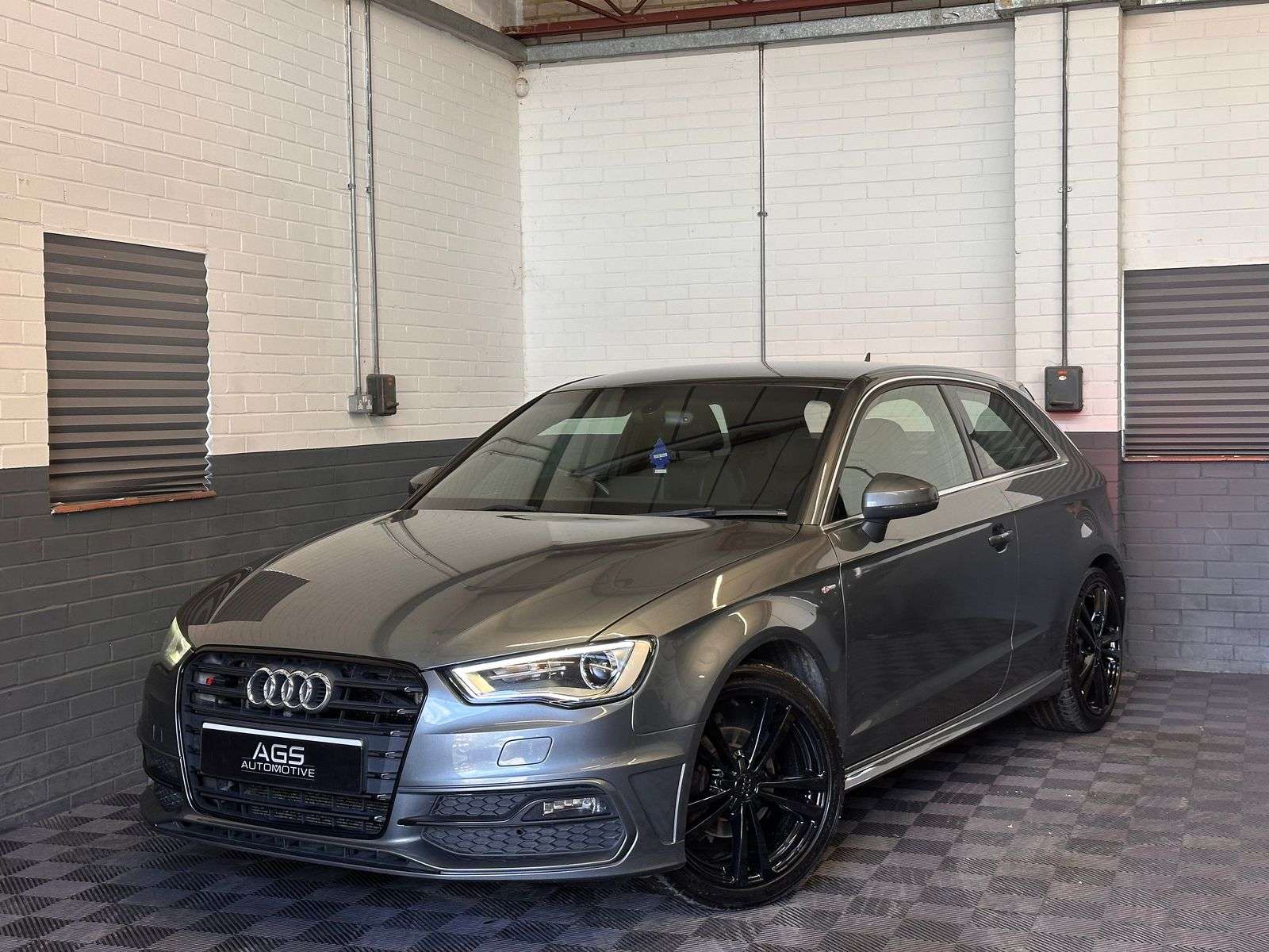 A 2014 AUDI A3 2.0 TDI S line Hatchback 3dr Diesel Manual Euro 6 (s/s) (150 ps) A 2014 AUDI A3 2.0 TDI S line Hatchback 3dr Diesel Manual Euro 6 (s/s) (150 ps)