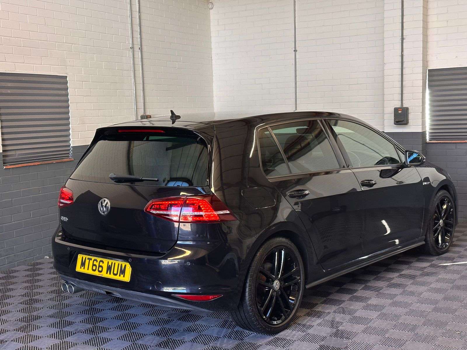 2016 VOLKSWAGEN GOLF 2016 VOLKSWAGEN GOLF