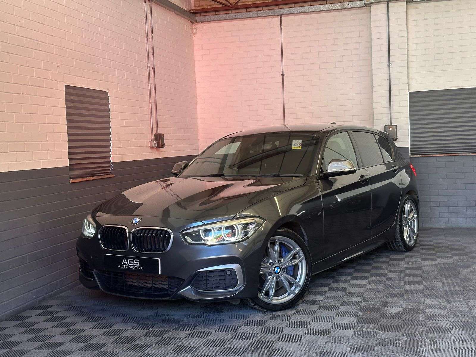 A 2017 BMW 1 SERIES 3.0 M140i Hatchback 5dr Petrol Manual Euro 6 (s/s) (340 ps) A 2017 BMW 1 SERIES 3.0 M140i Hatchback 5dr Petrol Manual Euro 6 (s/s) (340 ps)