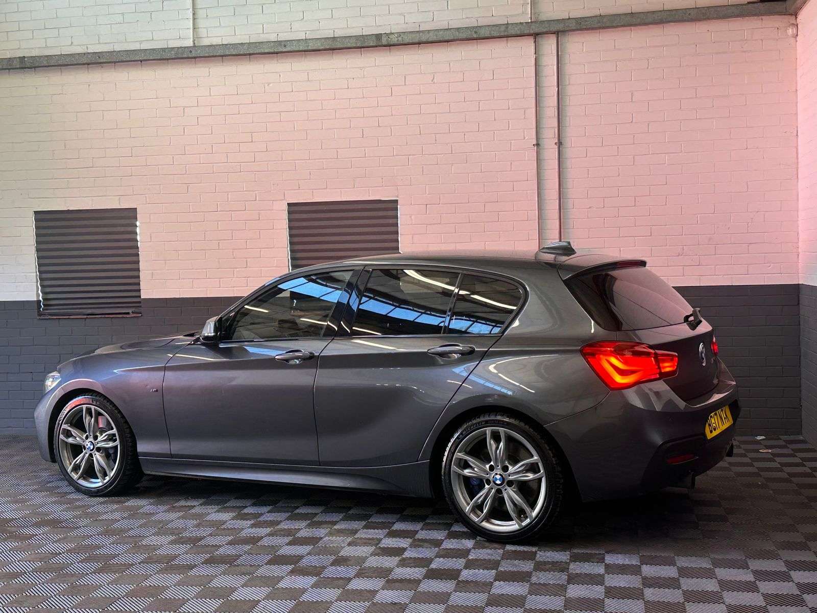 2017 BMW 1 SERIES 2017 BMW 1 SERIES