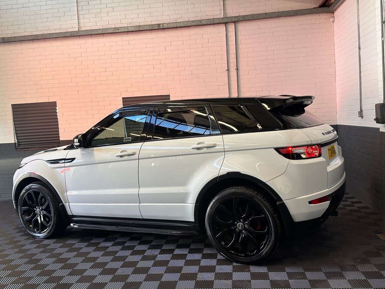 2011 LAND ROVER RANGE ROVER EVOQUE 2011 LAND ROVER RANGE ROVER EVOQUE