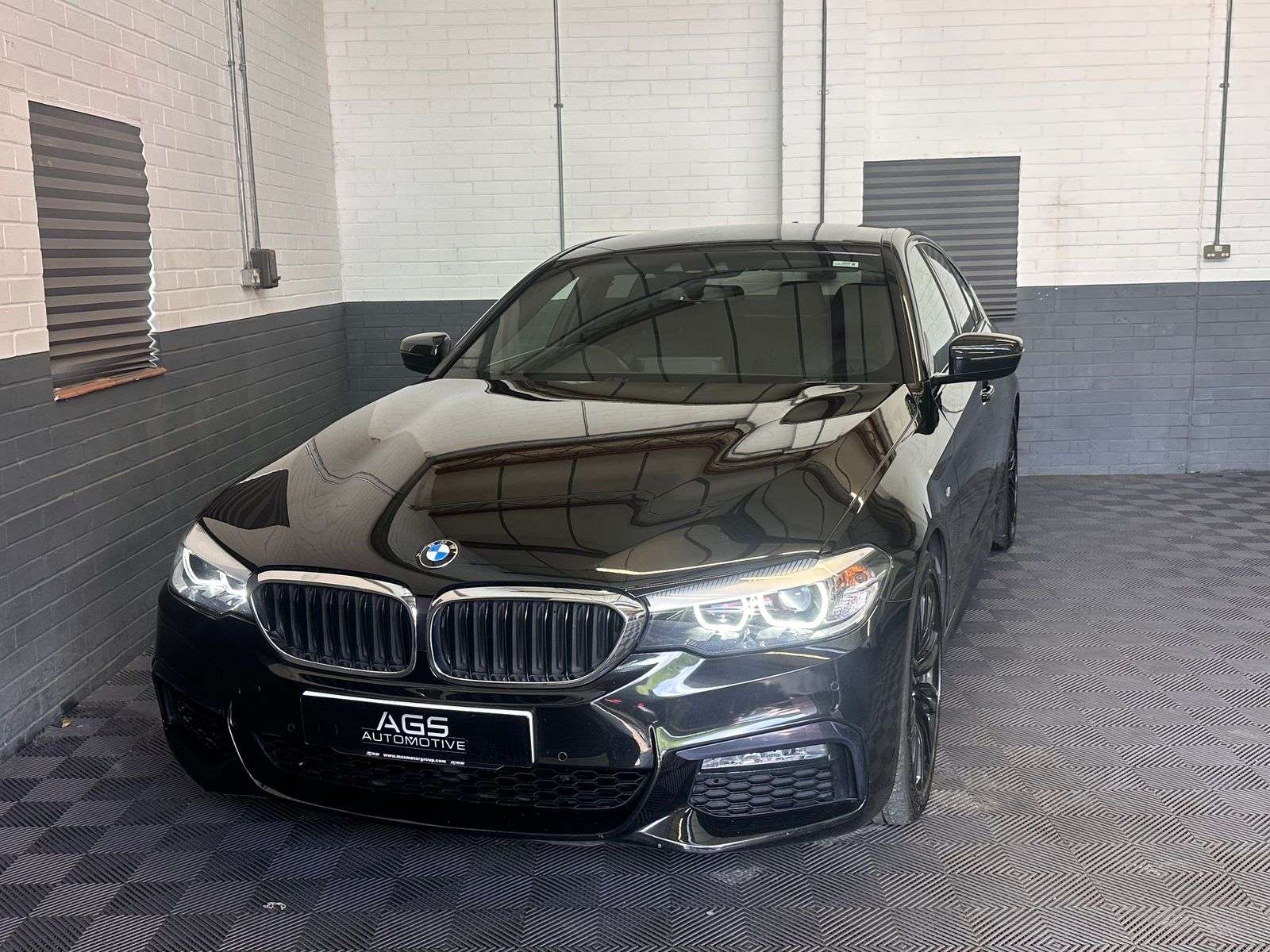 2017 BMW 5 SERIES 2017 BMW 5 SERIES