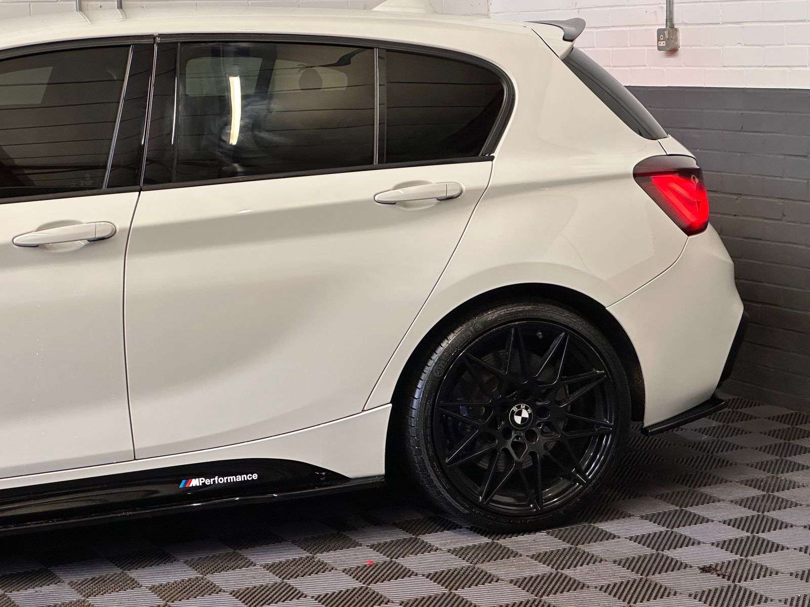 2015 BMW 1 SERIES 2015 BMW 1 SERIES