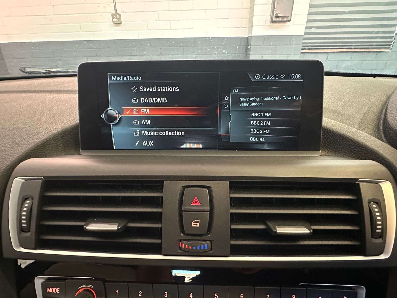 2017 BMW 1 SERIES 2017 BMW 1 SERIES