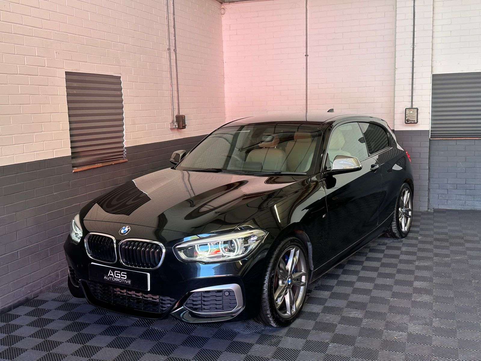 2017 BMW 1 SERIES 2017 BMW 1 SERIES