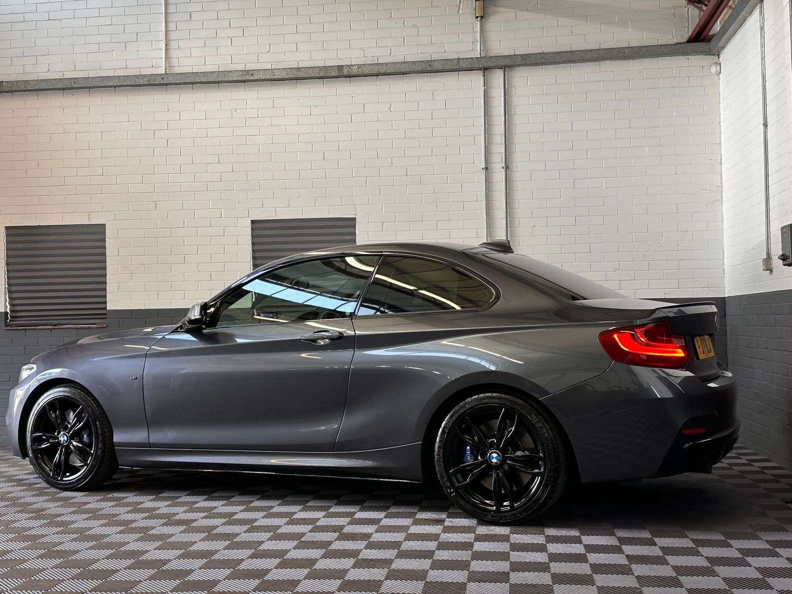 2017 BMW 2 SERIES 2017 BMW 2 SERIES