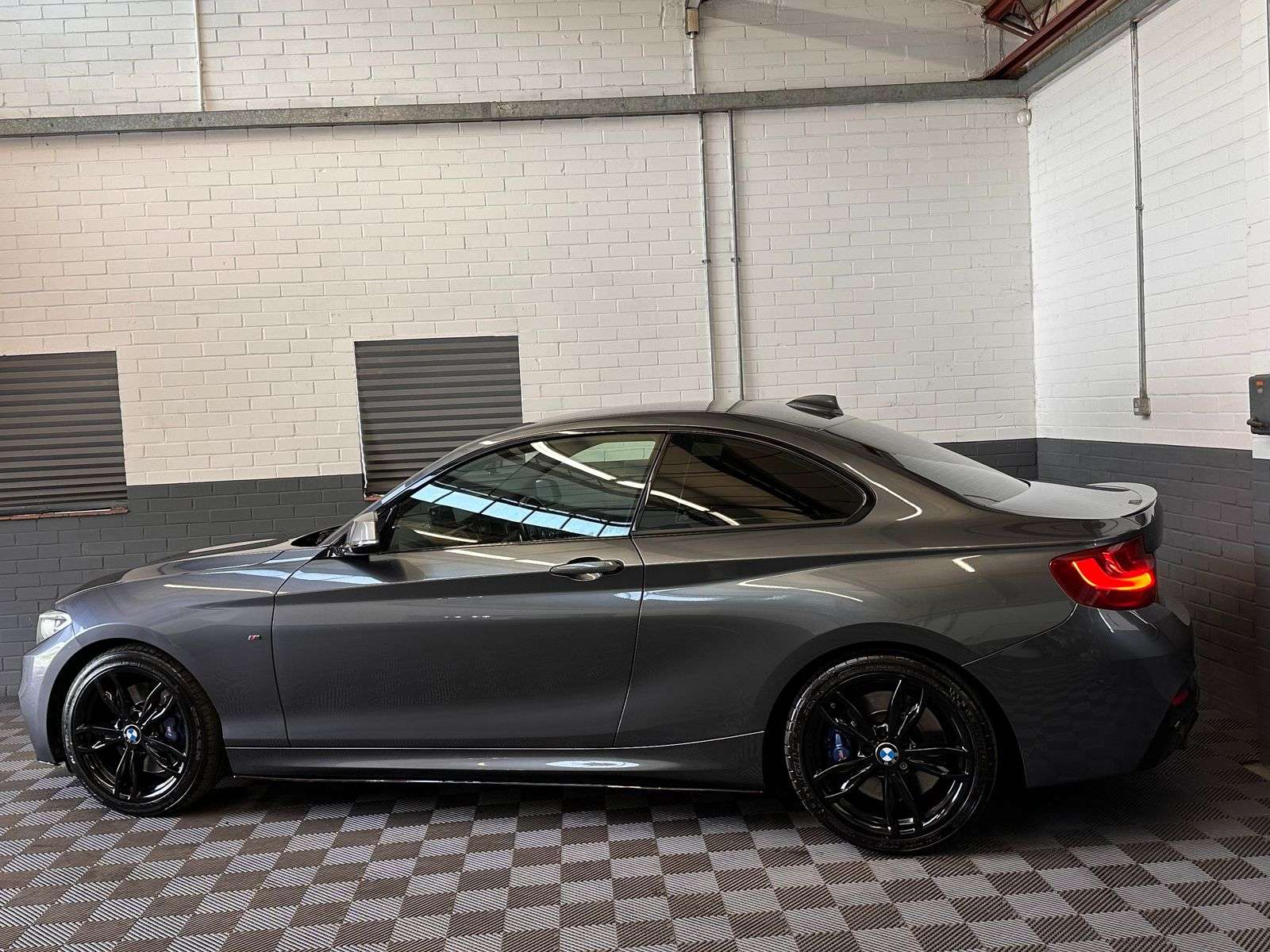 2017 BMW 2 SERIES 2017 BMW 2 SERIES