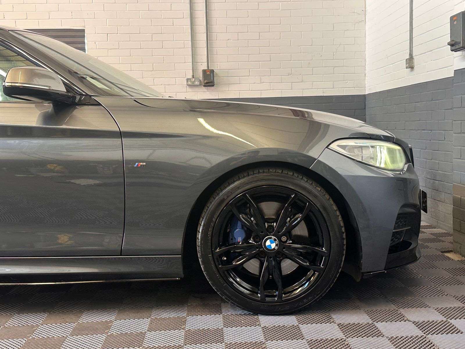 2017 BMW 2 SERIES 2017 BMW 2 SERIES