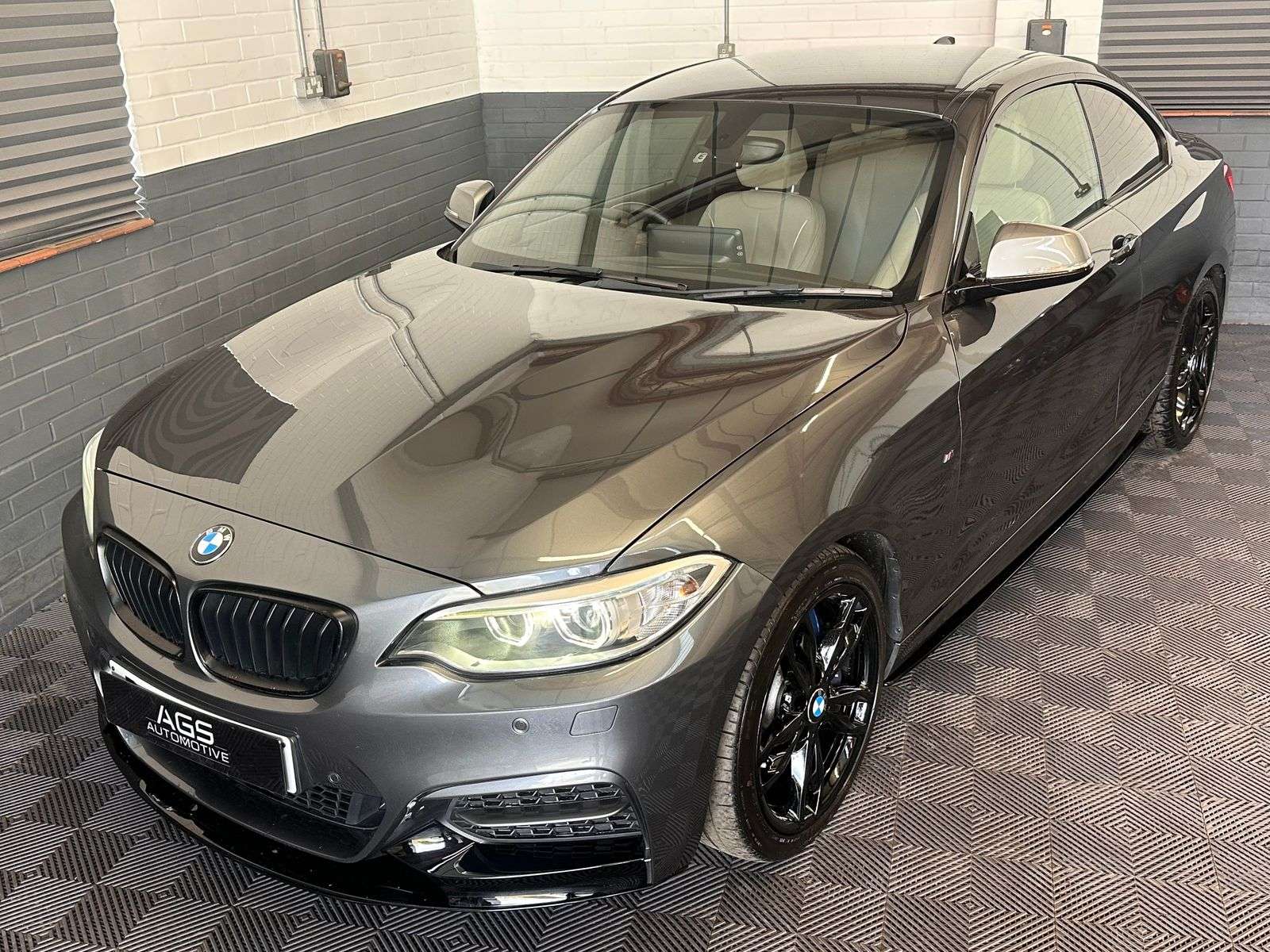 2017 BMW 2 SERIES 2017 BMW 2 SERIES