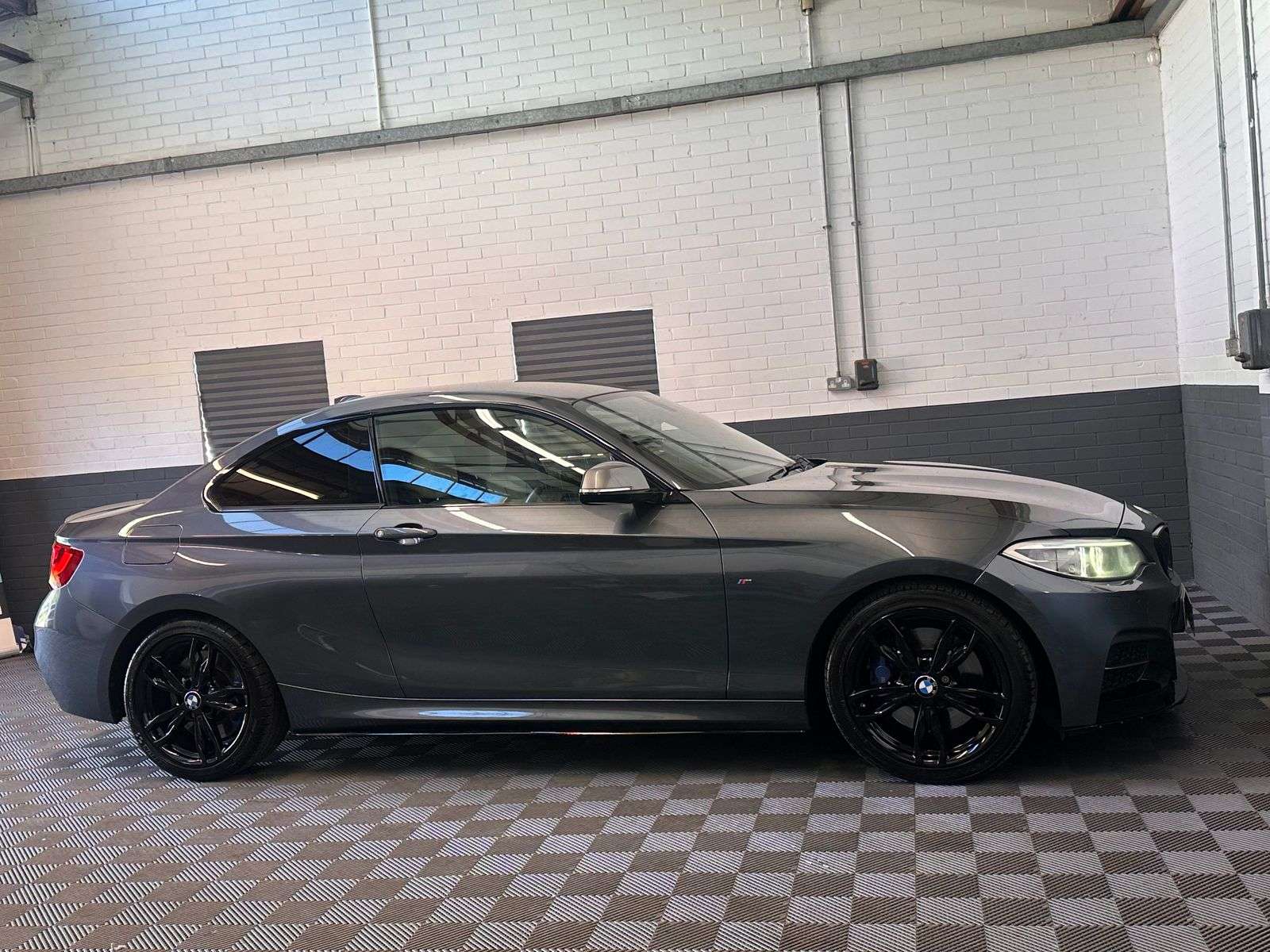 2017 BMW 2 SERIES 2017 BMW 2 SERIES