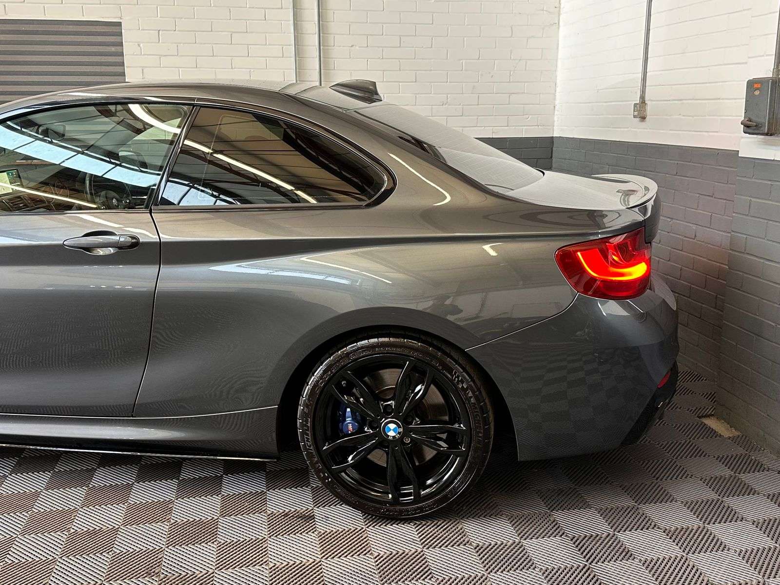 2017 BMW 2 SERIES 2017 BMW 2 SERIES