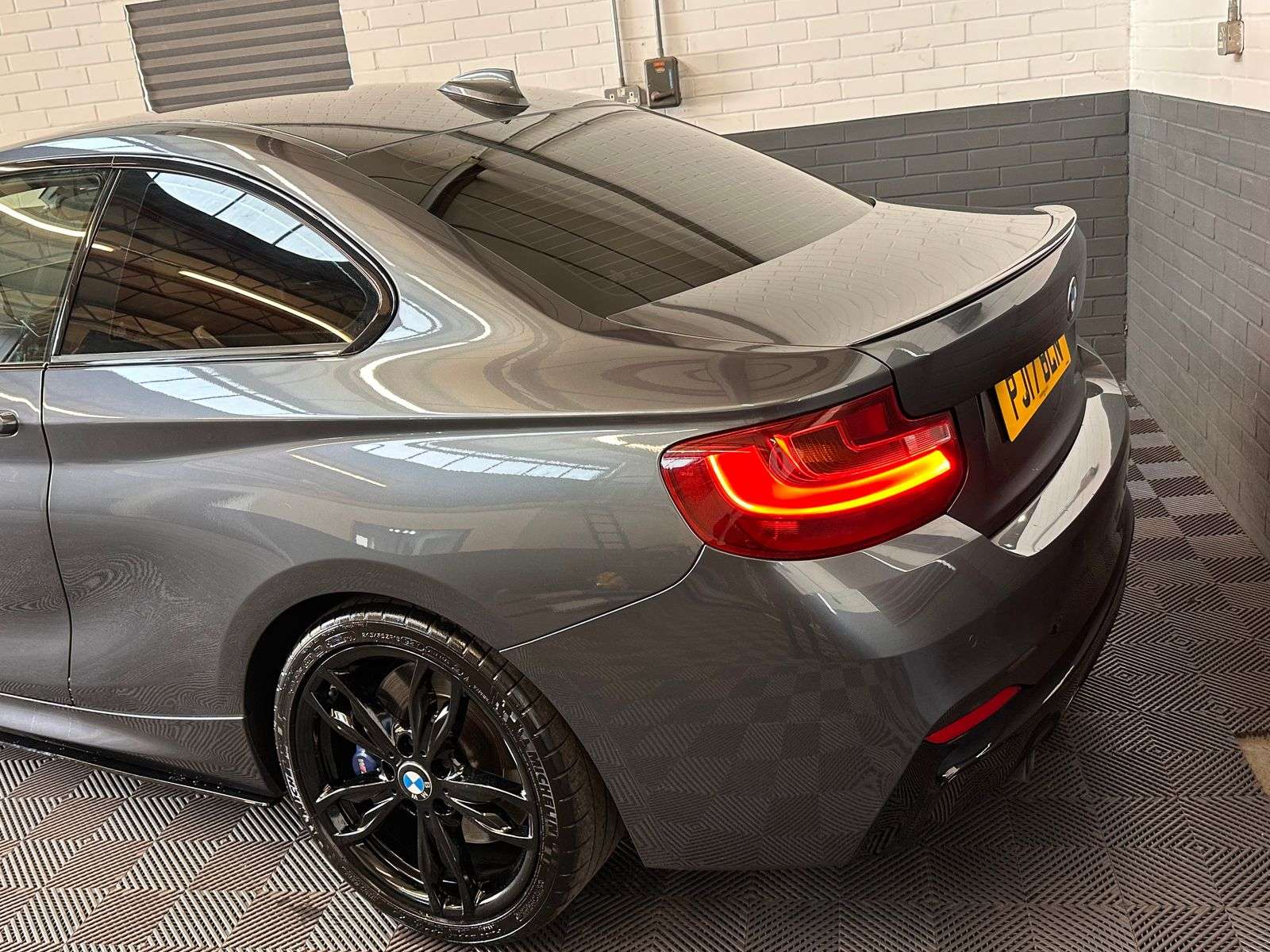 2017 BMW 2 SERIES 2017 BMW 2 SERIES