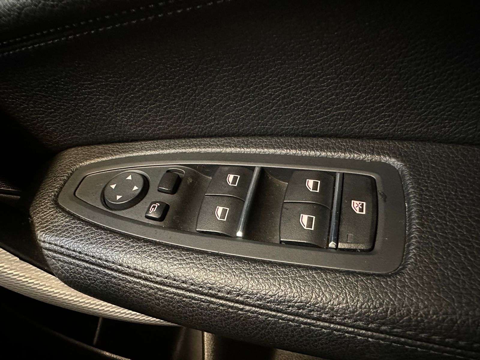 2017 BMW 1 SERIES 2017 BMW 1 SERIES