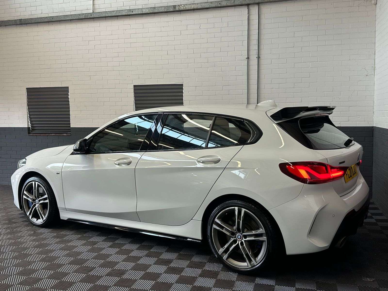 2021 BMW 1 SERIES 2021 BMW 1 SERIES