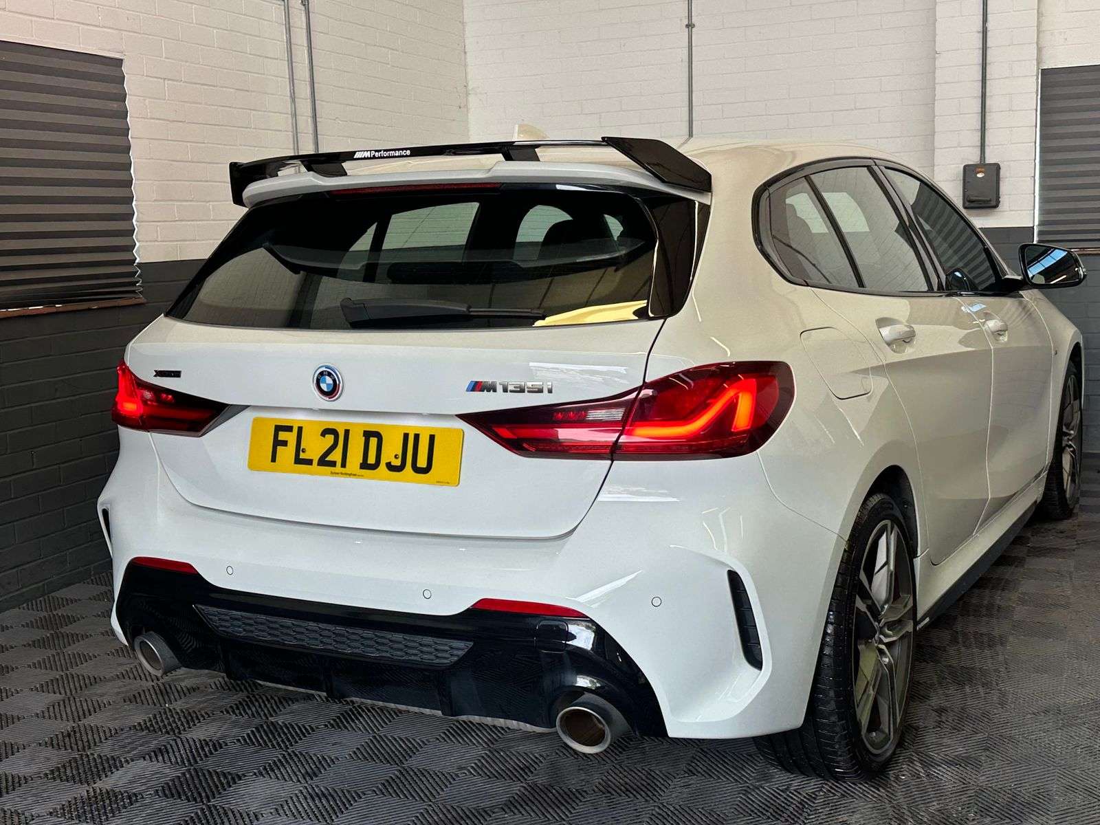 2021 BMW 1 SERIES 2021 BMW 1 SERIES