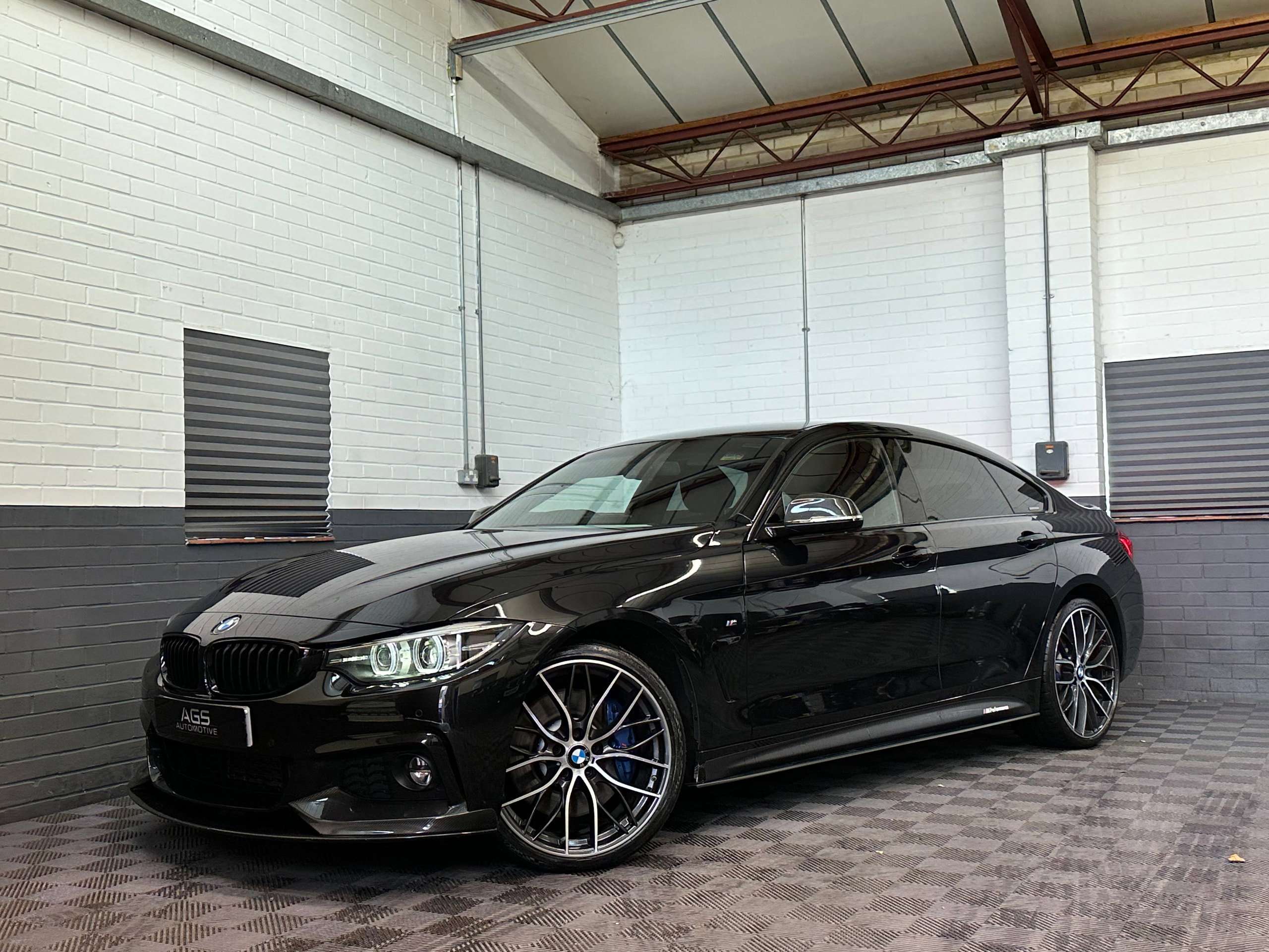 A 2017 BMW 4 SERIES GRAN COUPE 3.0 435d M Sport Hatchback 5dr Diesel Auto xDrive Euro 6 (s/s) (313 ps) A 2017 BMW 4 SERIES GRAN COUPE 3.0 435d M Sport Hatchback 5dr Diesel Auto xDrive Euro 6 (s/s) (313 ps)