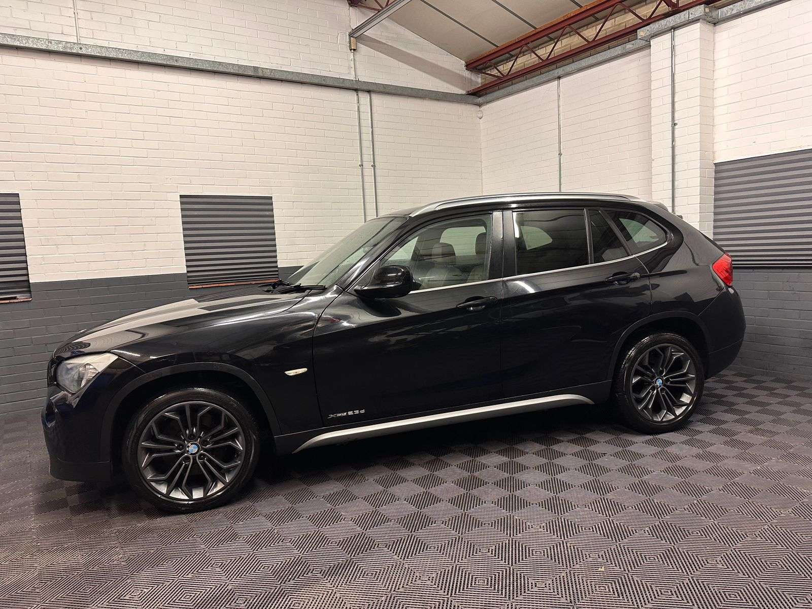 2011 BMW X1 2011 BMW X1