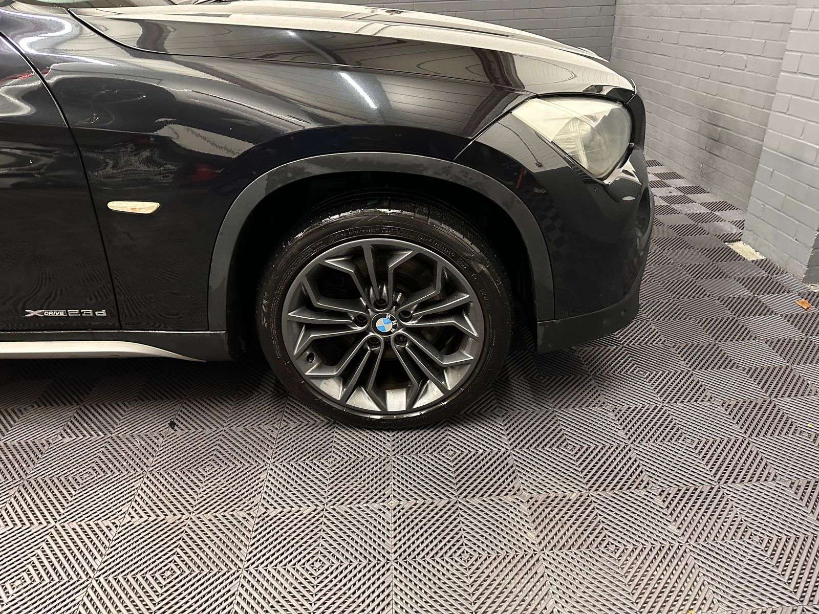 2011 BMW X1 2011 BMW X1