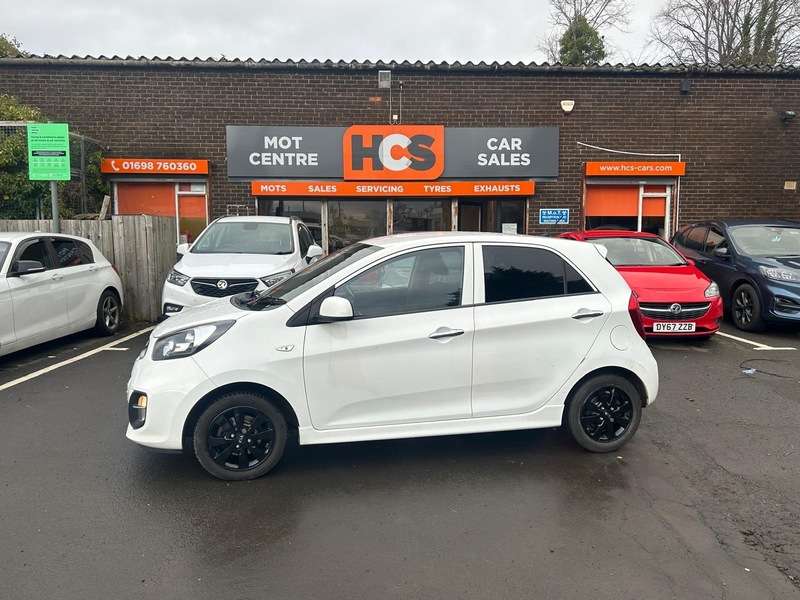 A 2015 KIA PICANTO VR7 A 2015 KIA PICANTO VR7