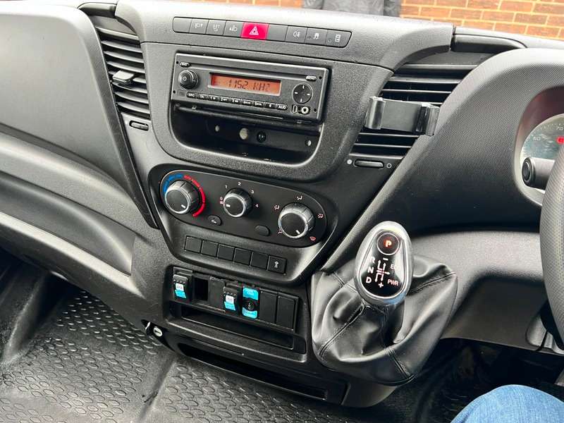 2015 IVECO DAILY 2015 IVECO DAILY