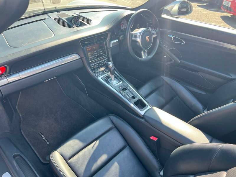 null PORSCHE 911 null PORSCHE 911